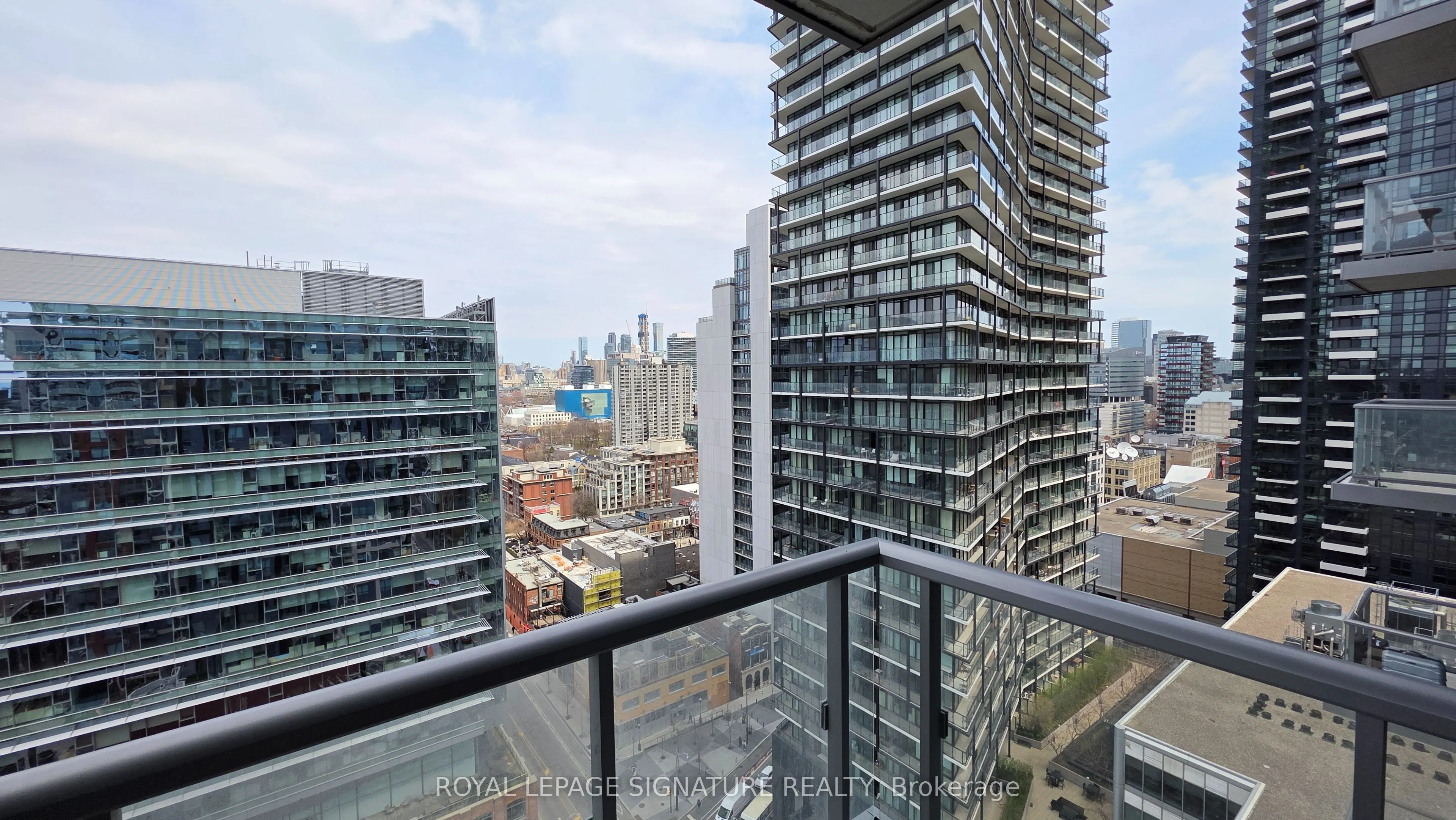 108 Peter Street, #3501