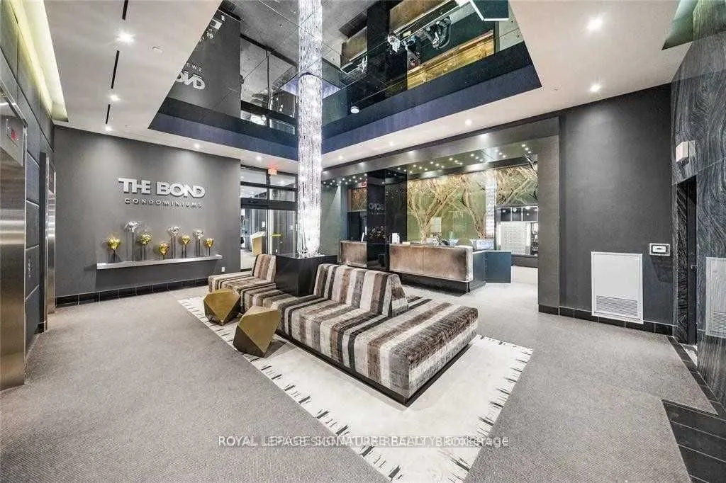 290 Adelaide Street W, #3409