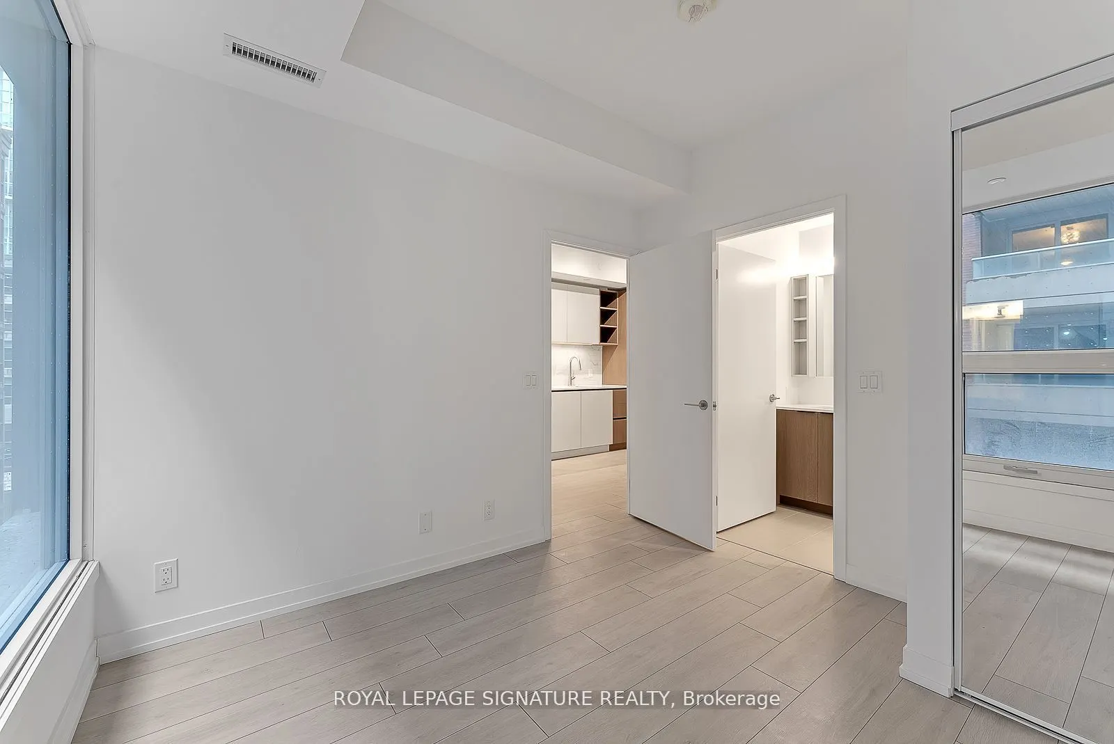 55 Mercer Street, #522