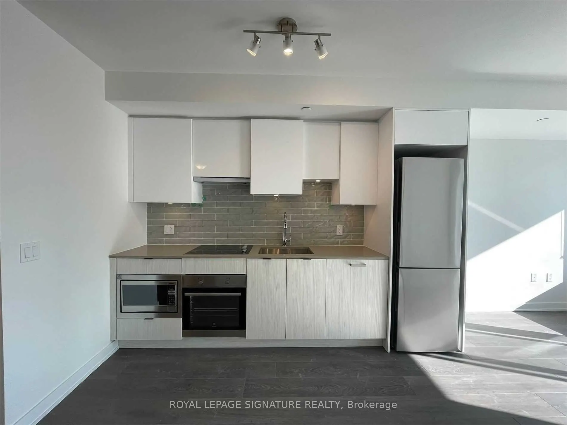 195 Redpath Avenue, #3605