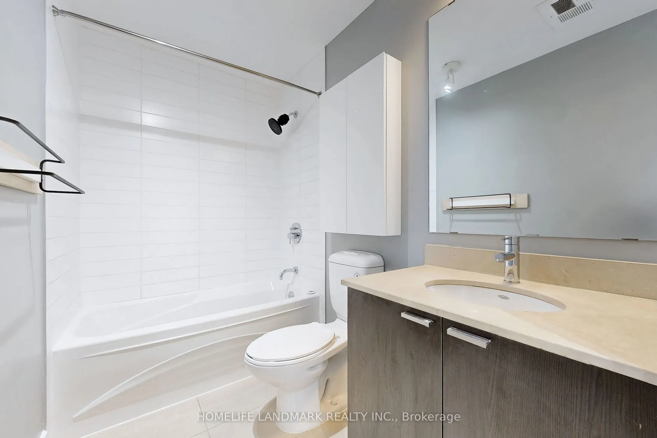 23 Sheppard Avenue E, #2706
