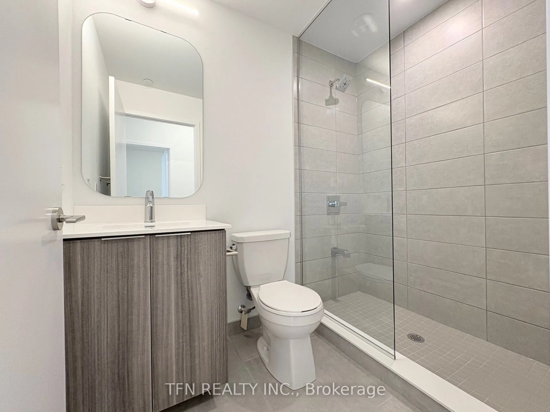 15 Richardson Street, #1025