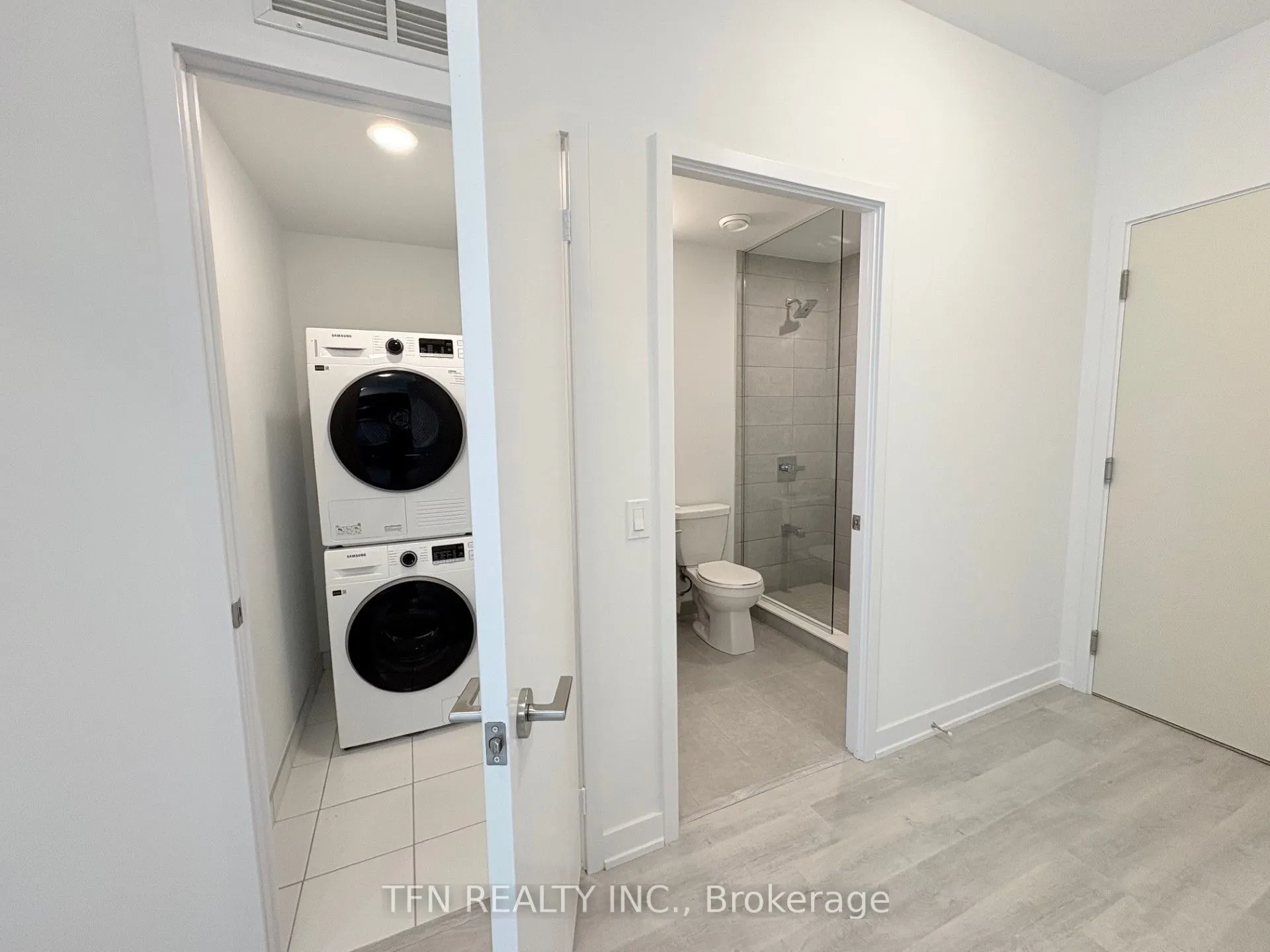 15 Richardson Street, #1025