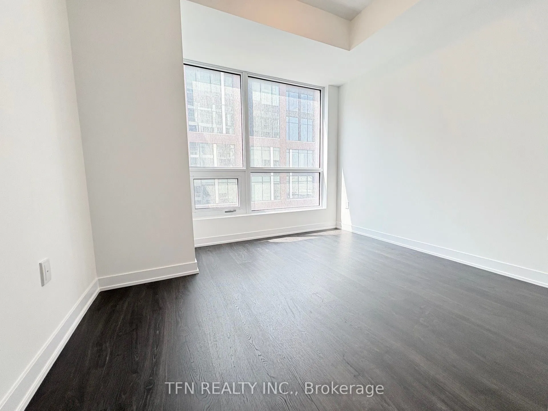 15 Richardson Street, #826