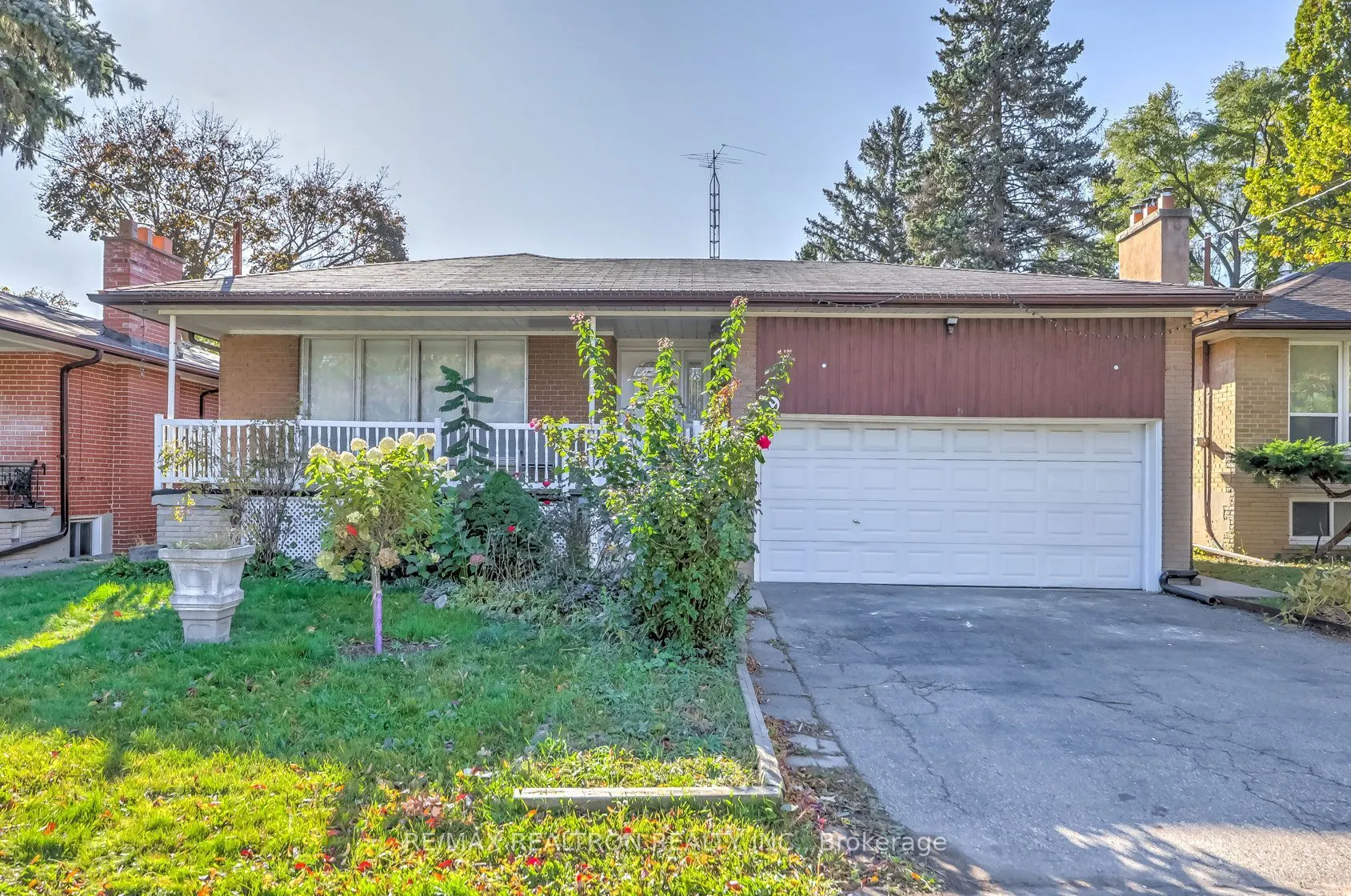 59 Cummer Avenue, #( Basement)