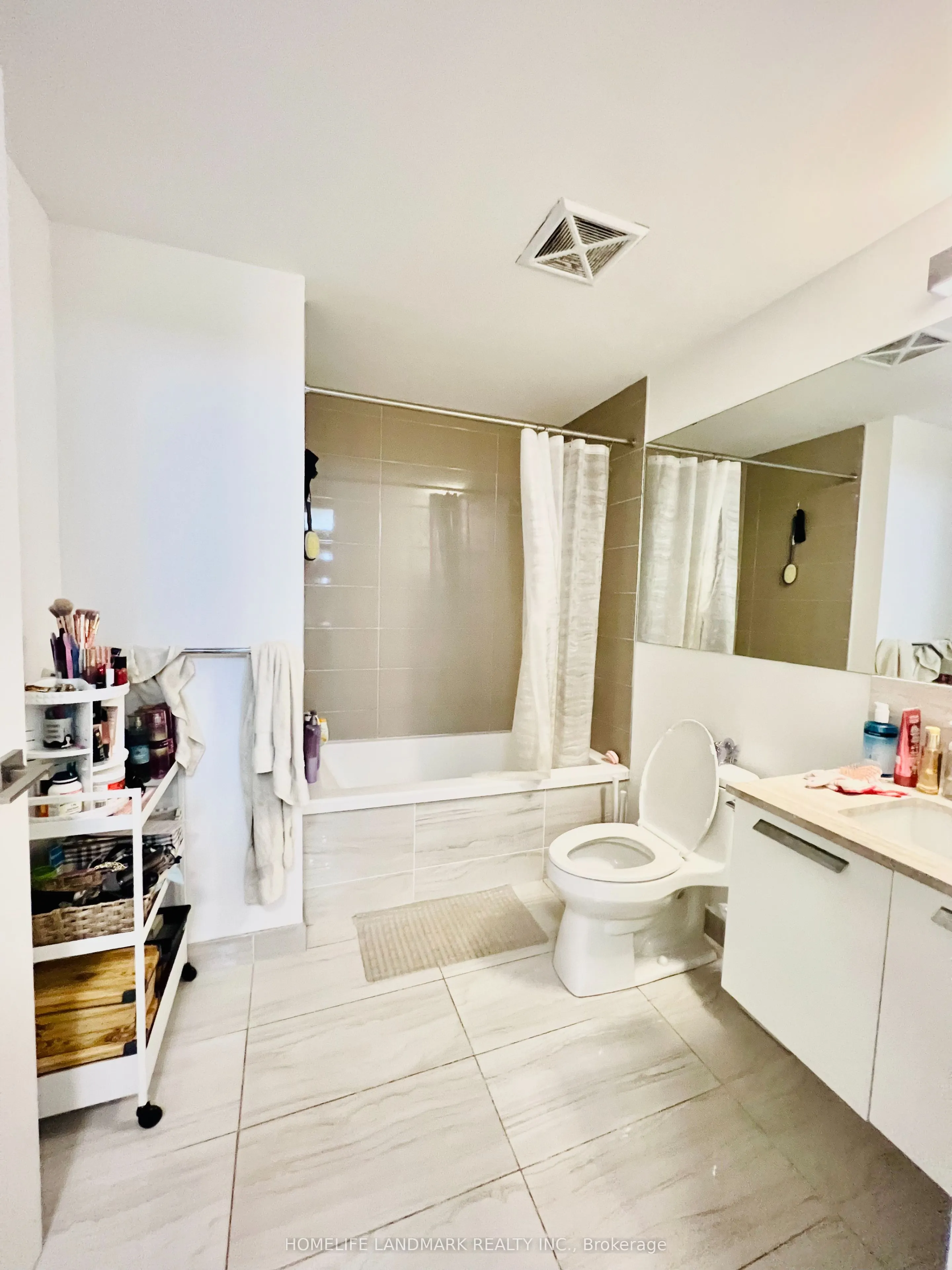 28 Wellesley Street E, #1106