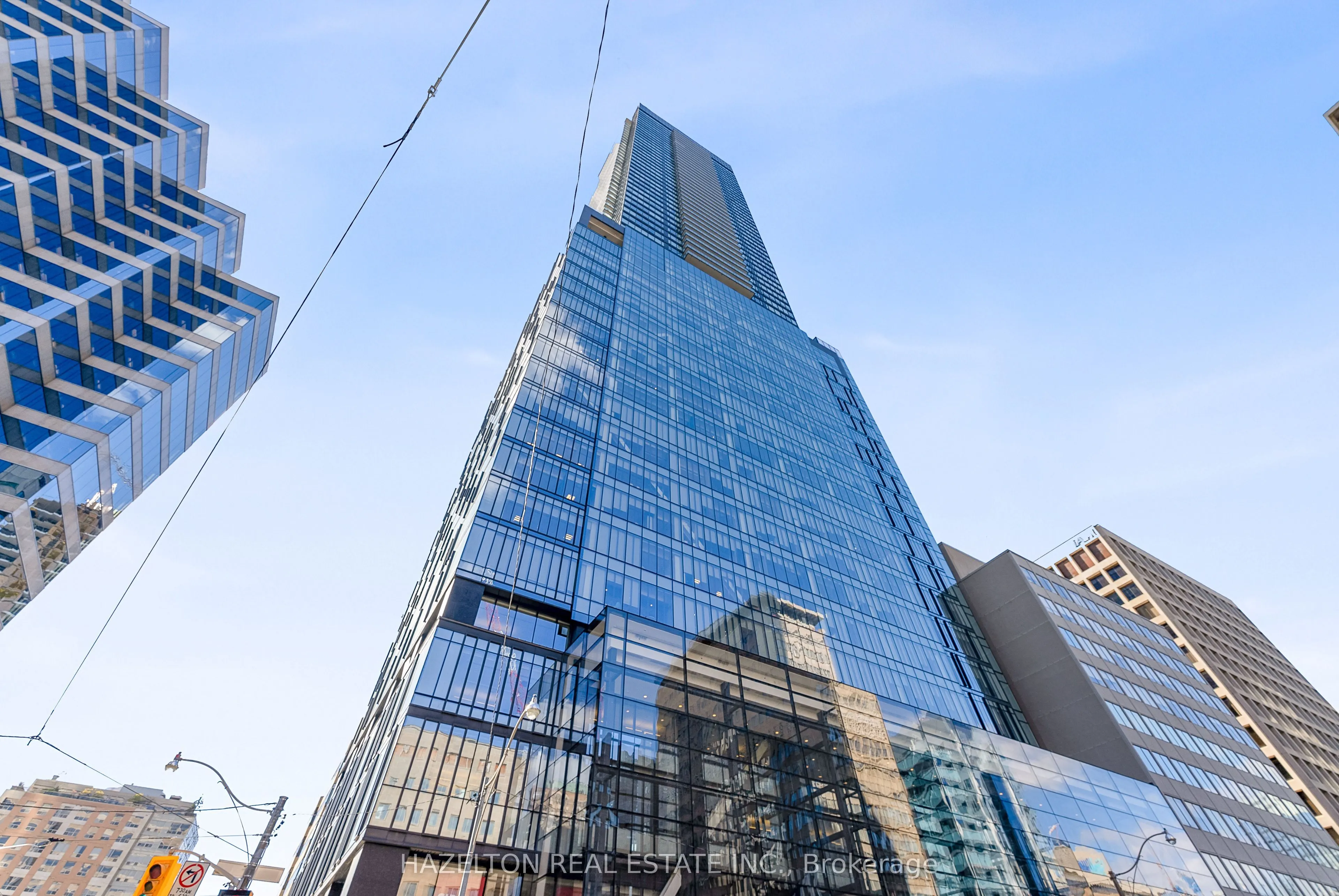 488 University Avenue, #3402