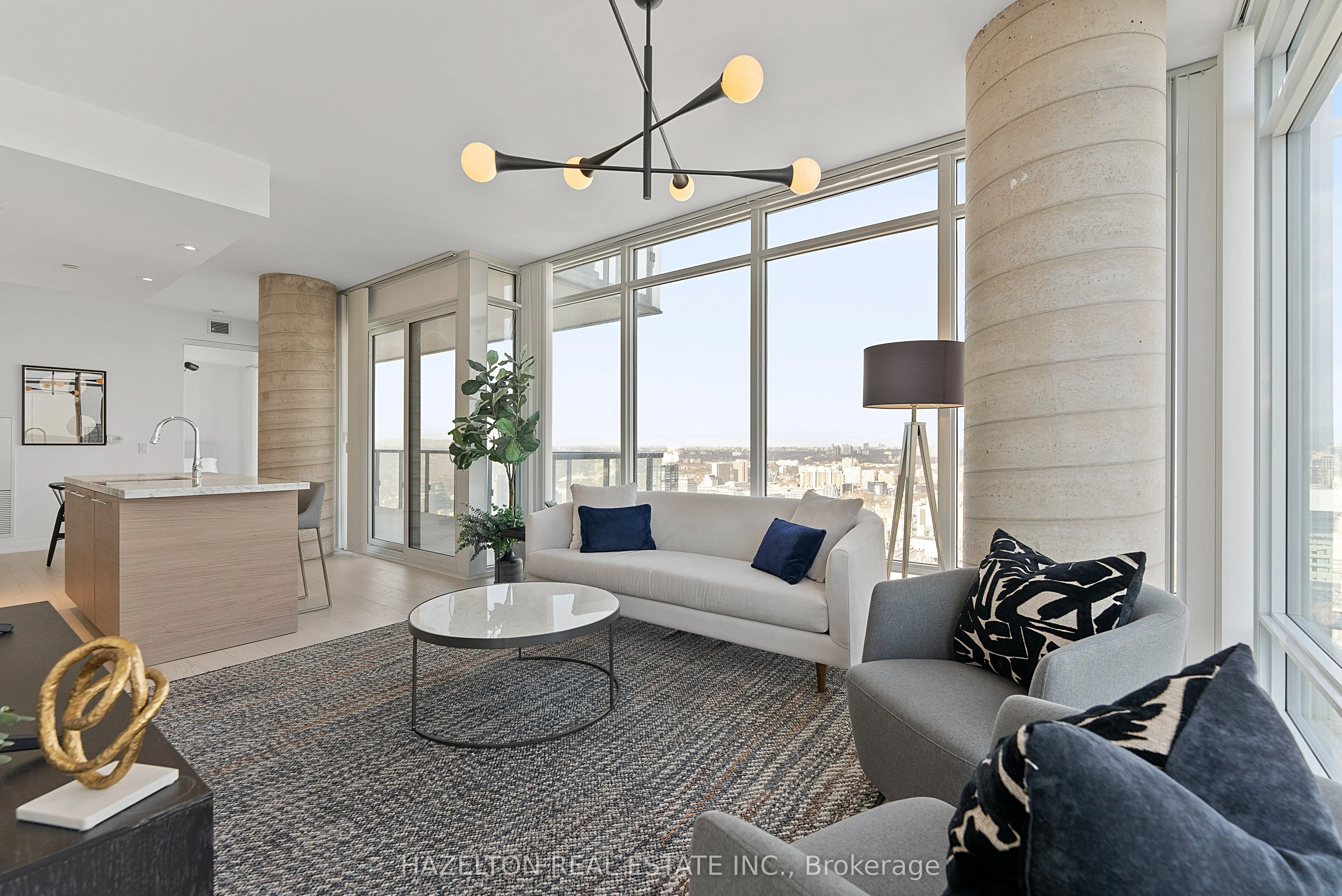 488 University Avenue, #3402