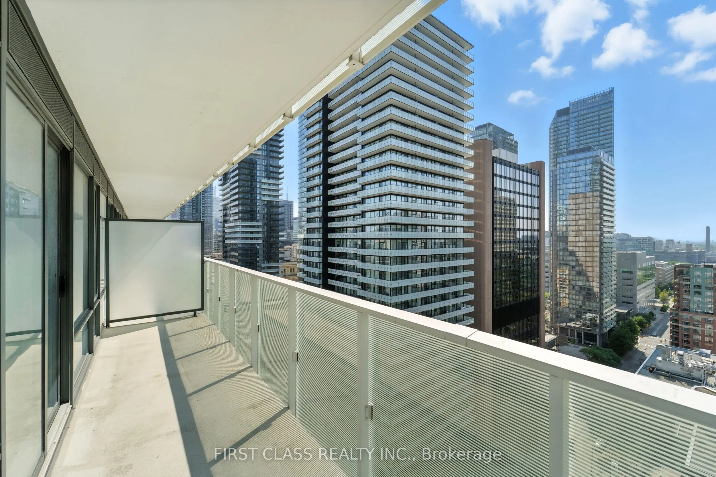 501 Yonge Street, #1802