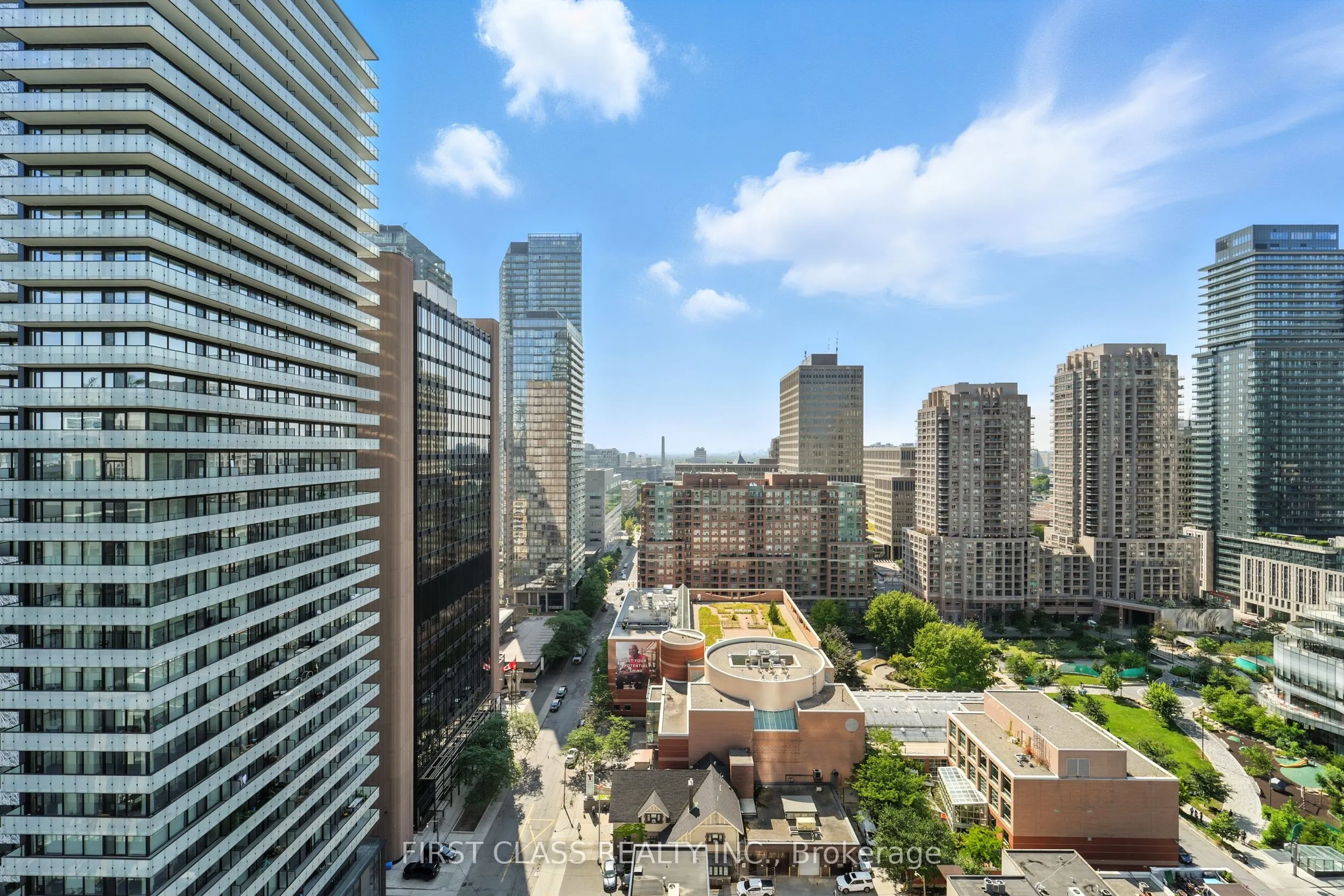 501 Yonge Street, #1802