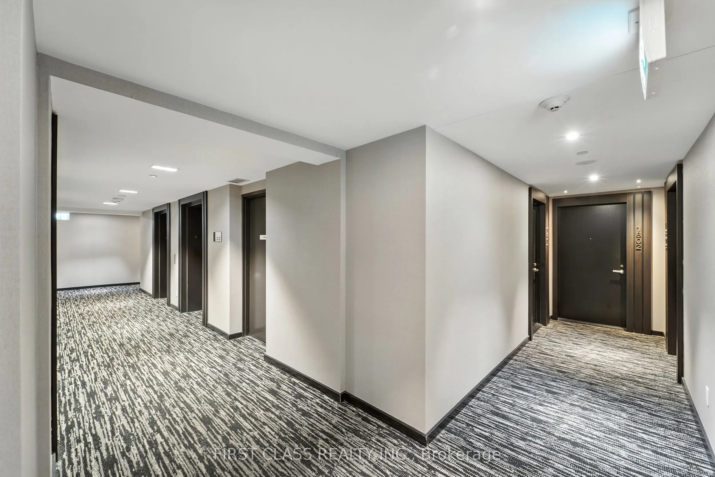 501 Yonge Street, #1802