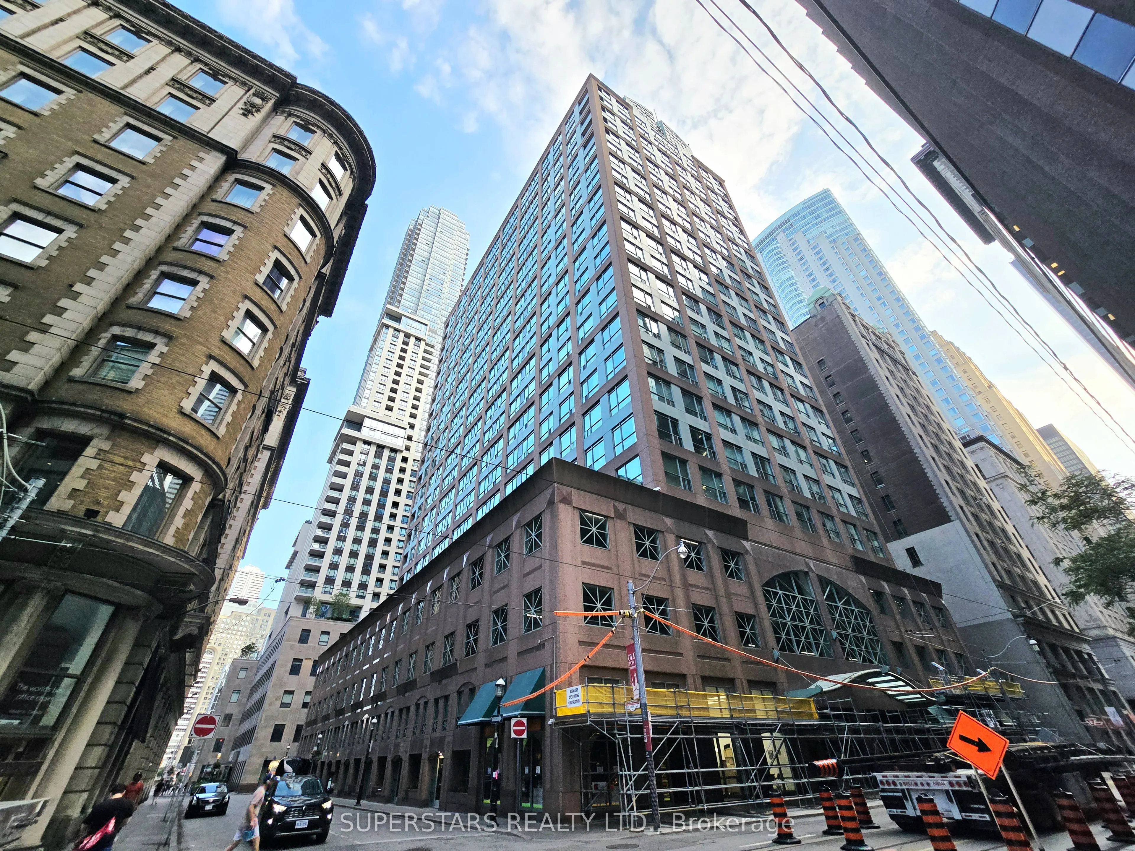 7 King Street E, #1712
