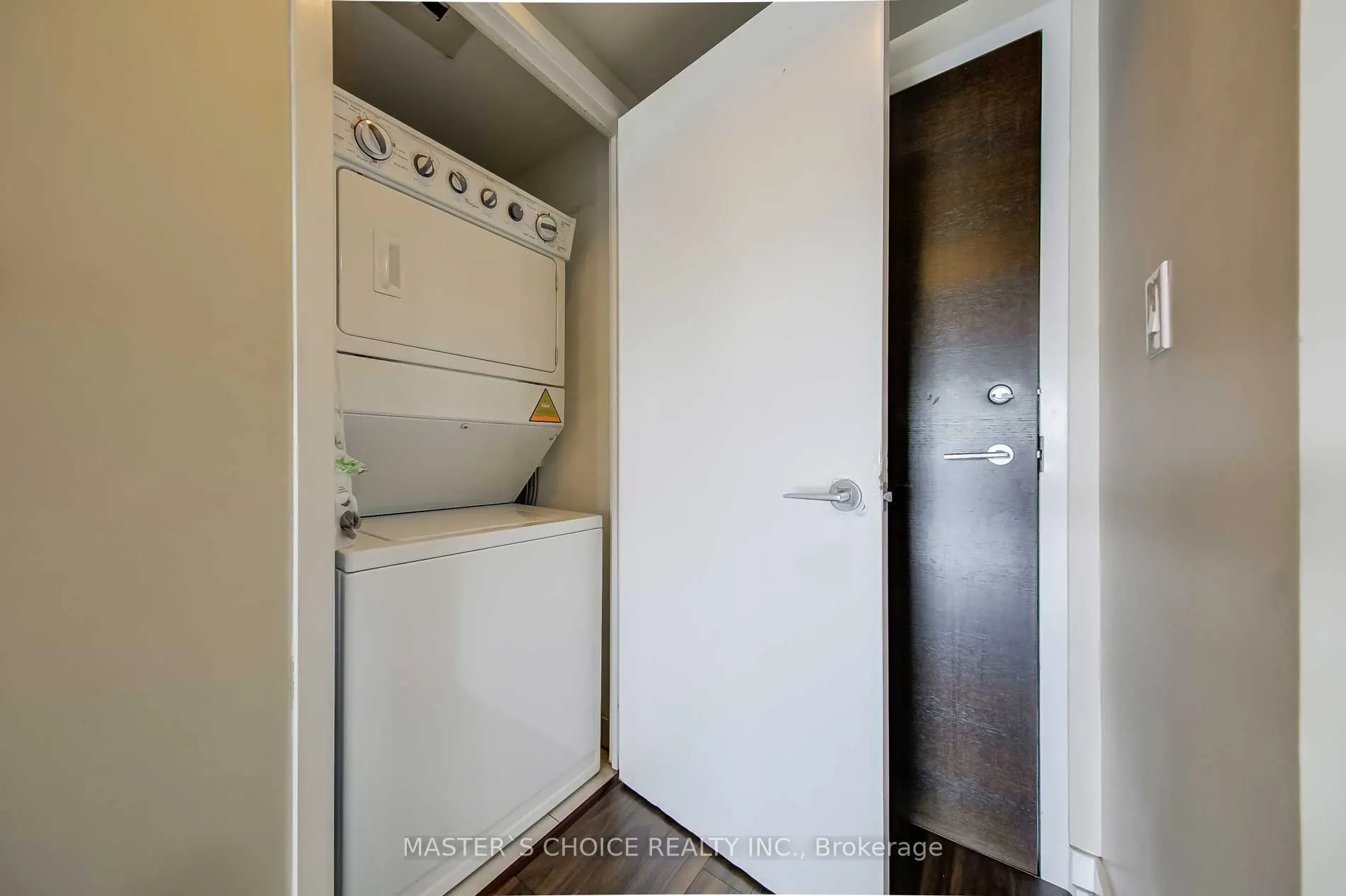 151 Dan Leckie Way, #301