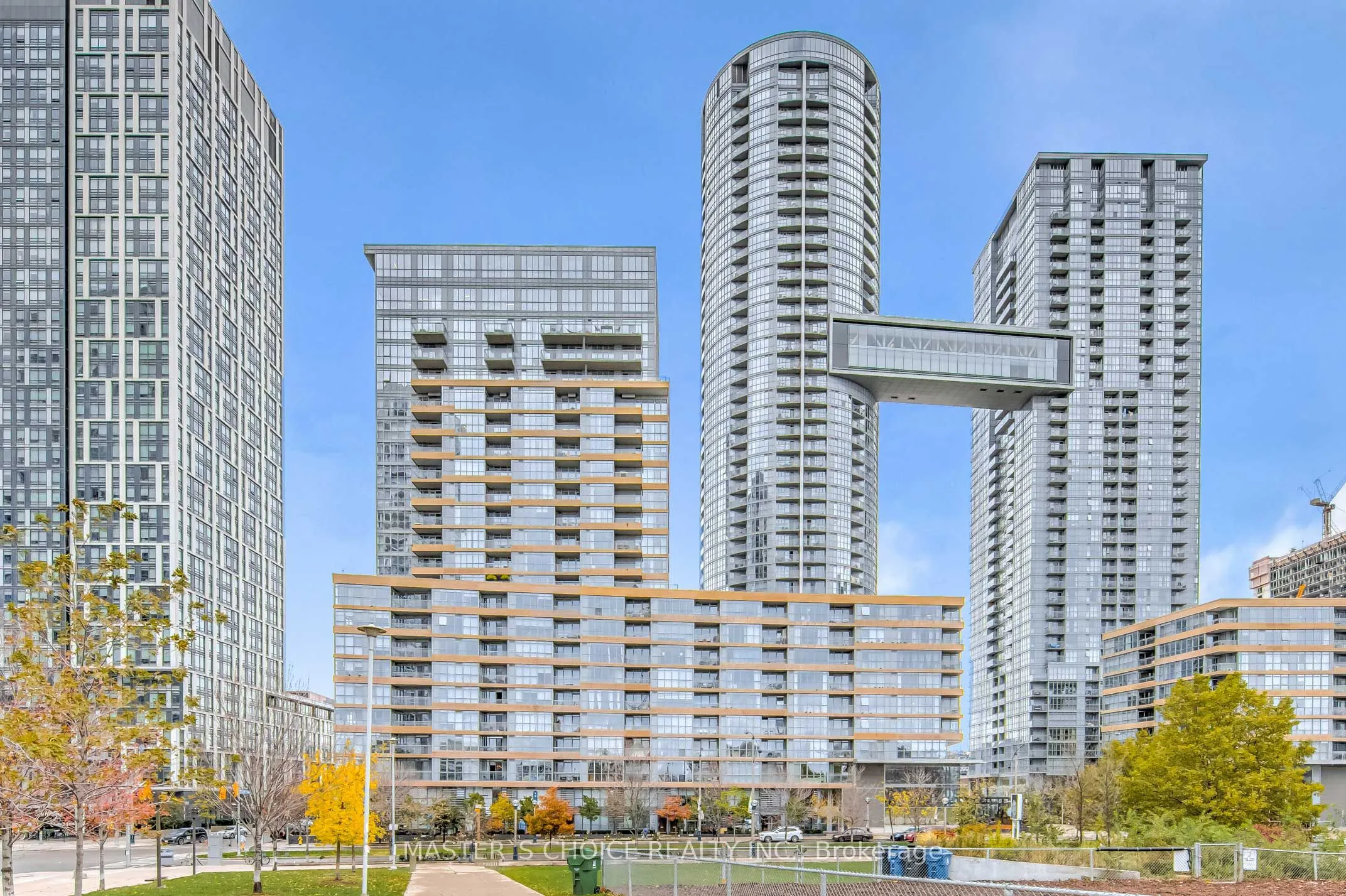 151 Dan Leckie Way, #301