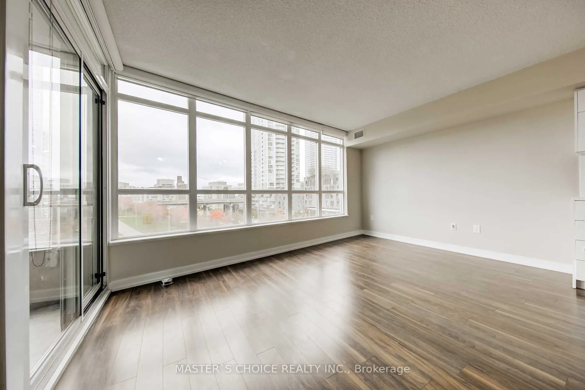 151 Dan Leckie Way, #301