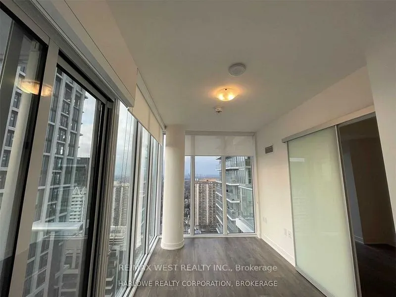 195 Redpath Avenue, #3312 St