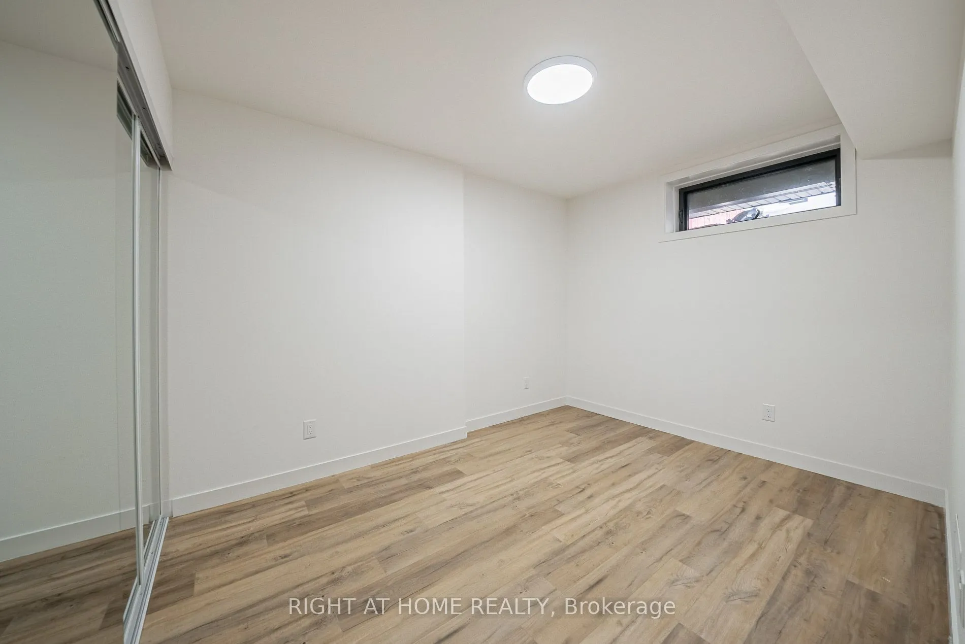 435 Grace Street, #1