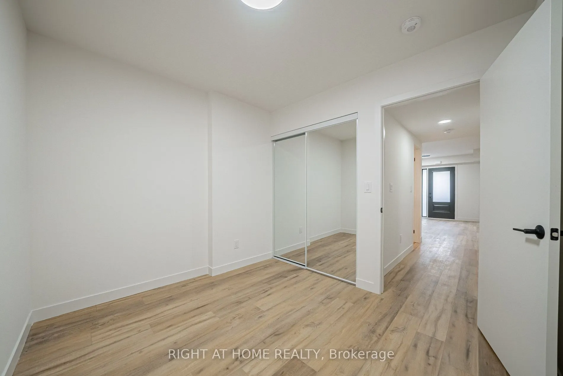 435 Grace Street, #1