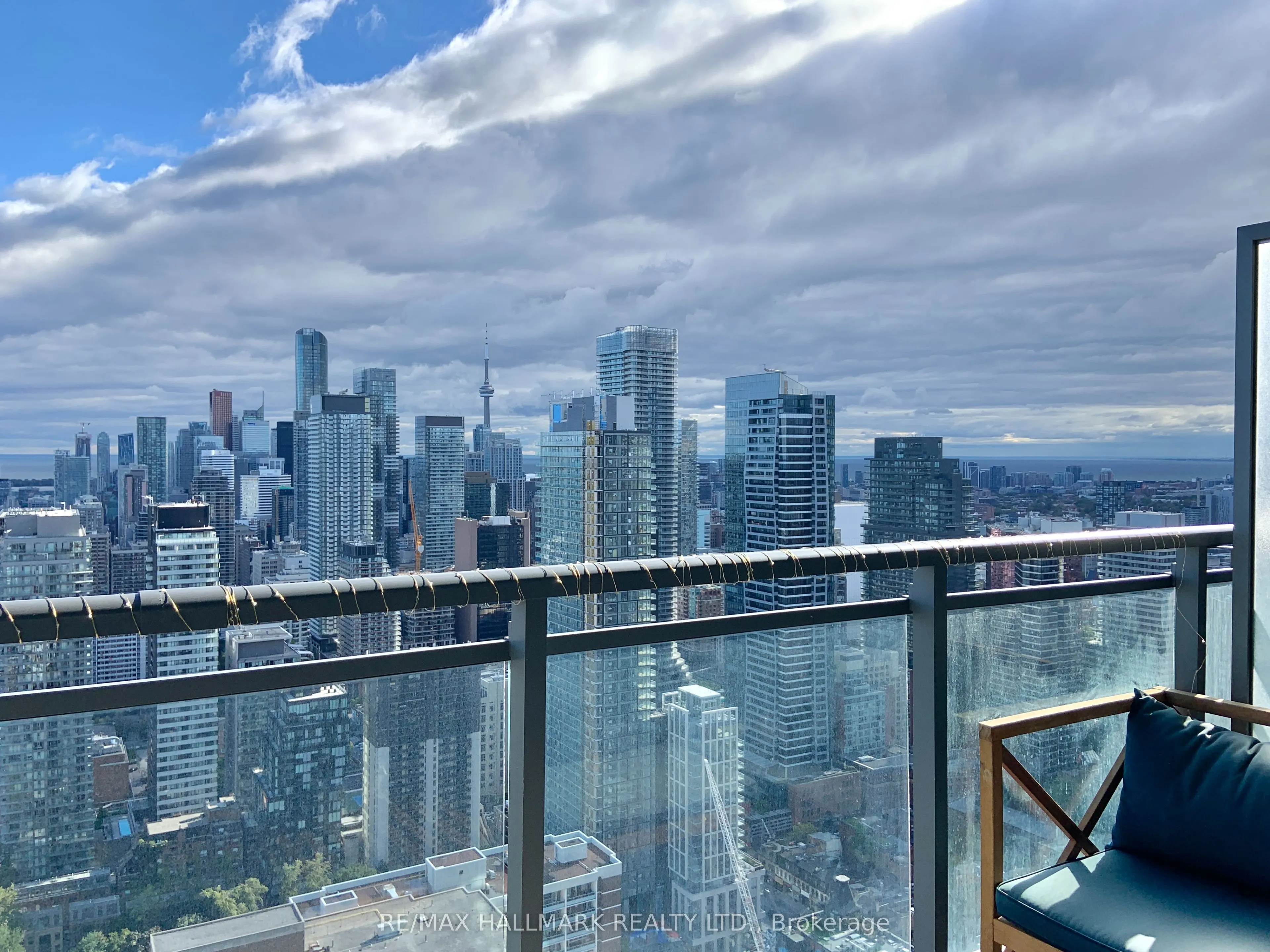 45 Charles Street E, #4915