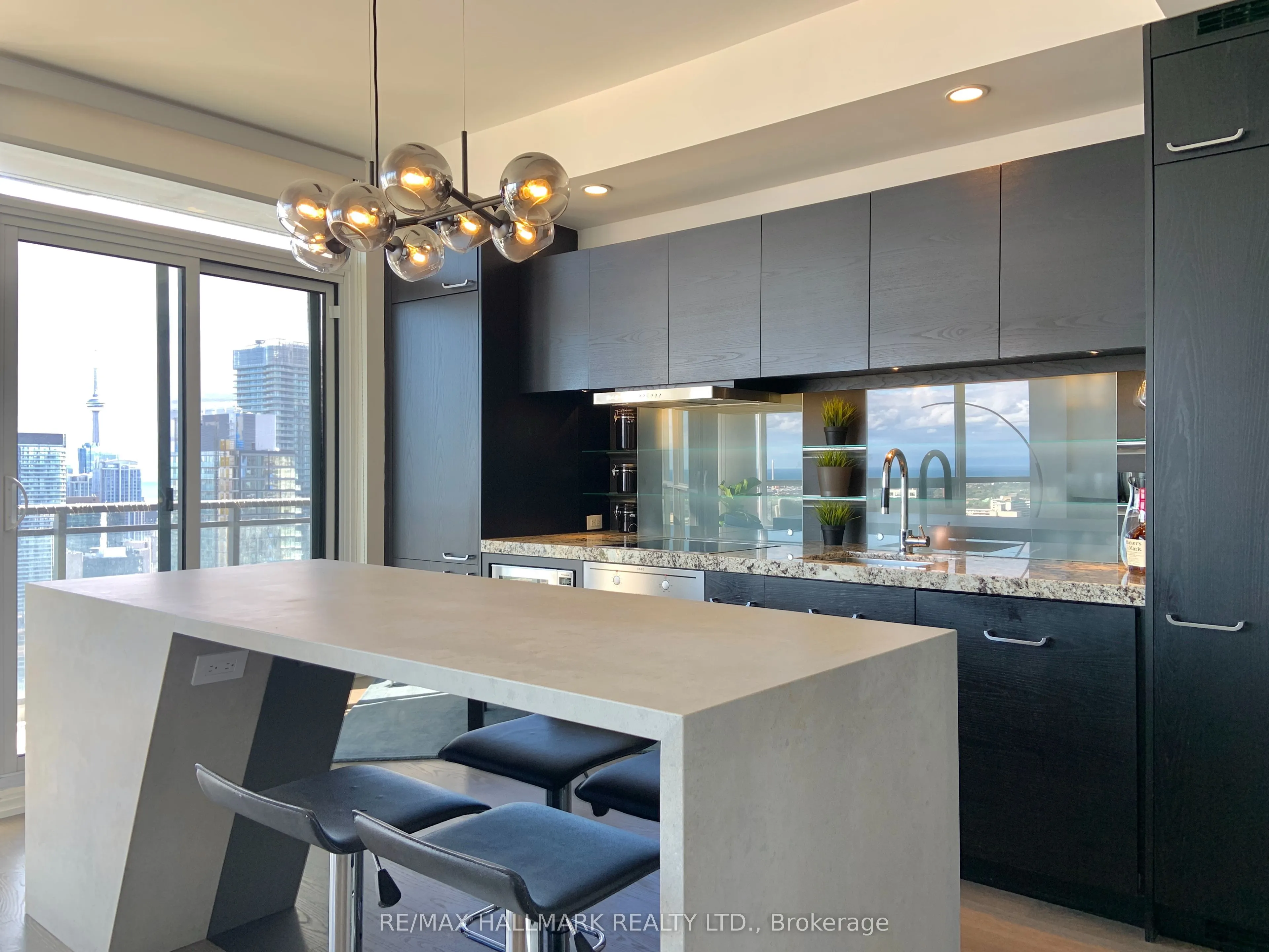 45 Charles Street E, #4915