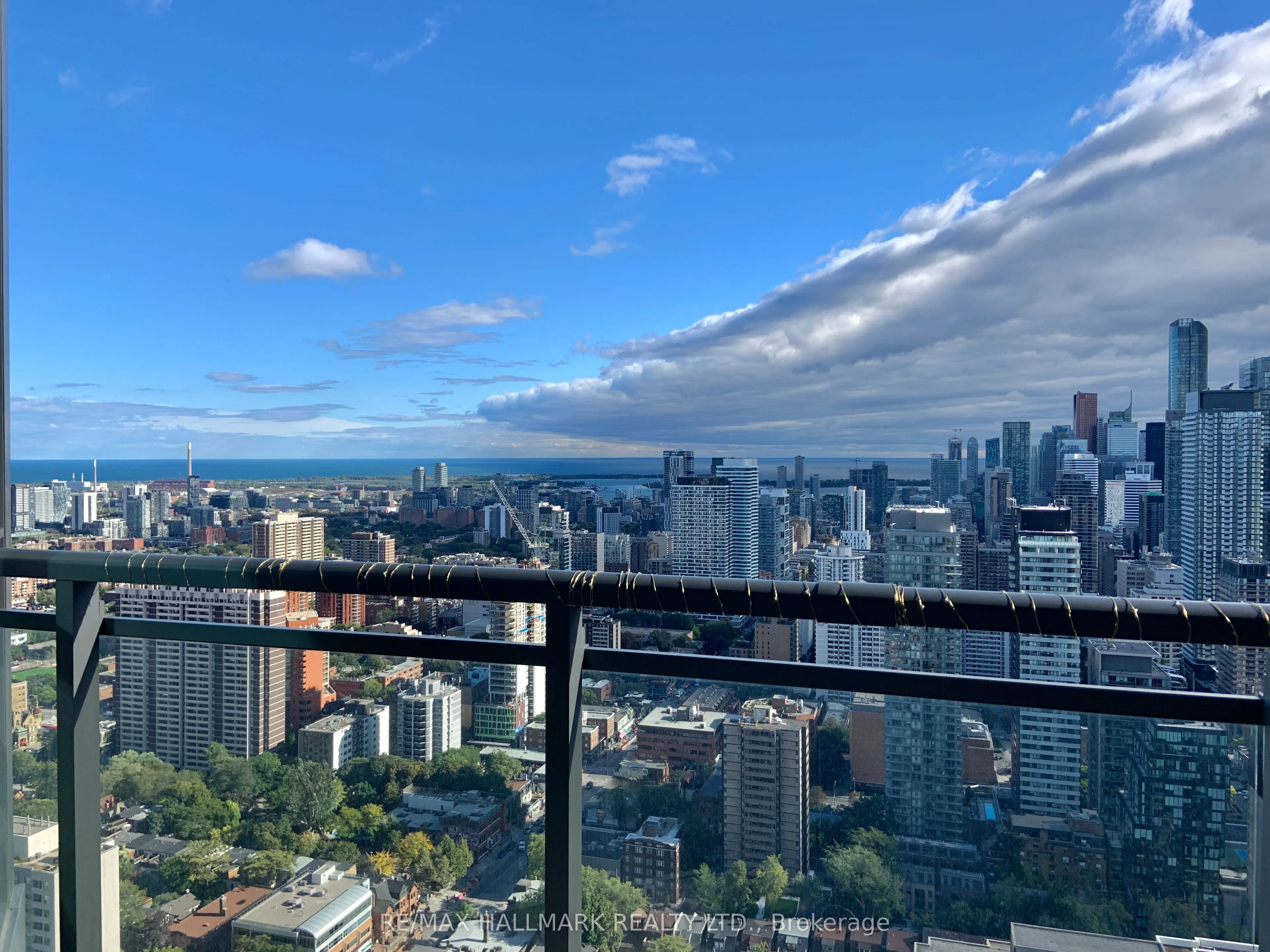 45 Charles Street E, #4915