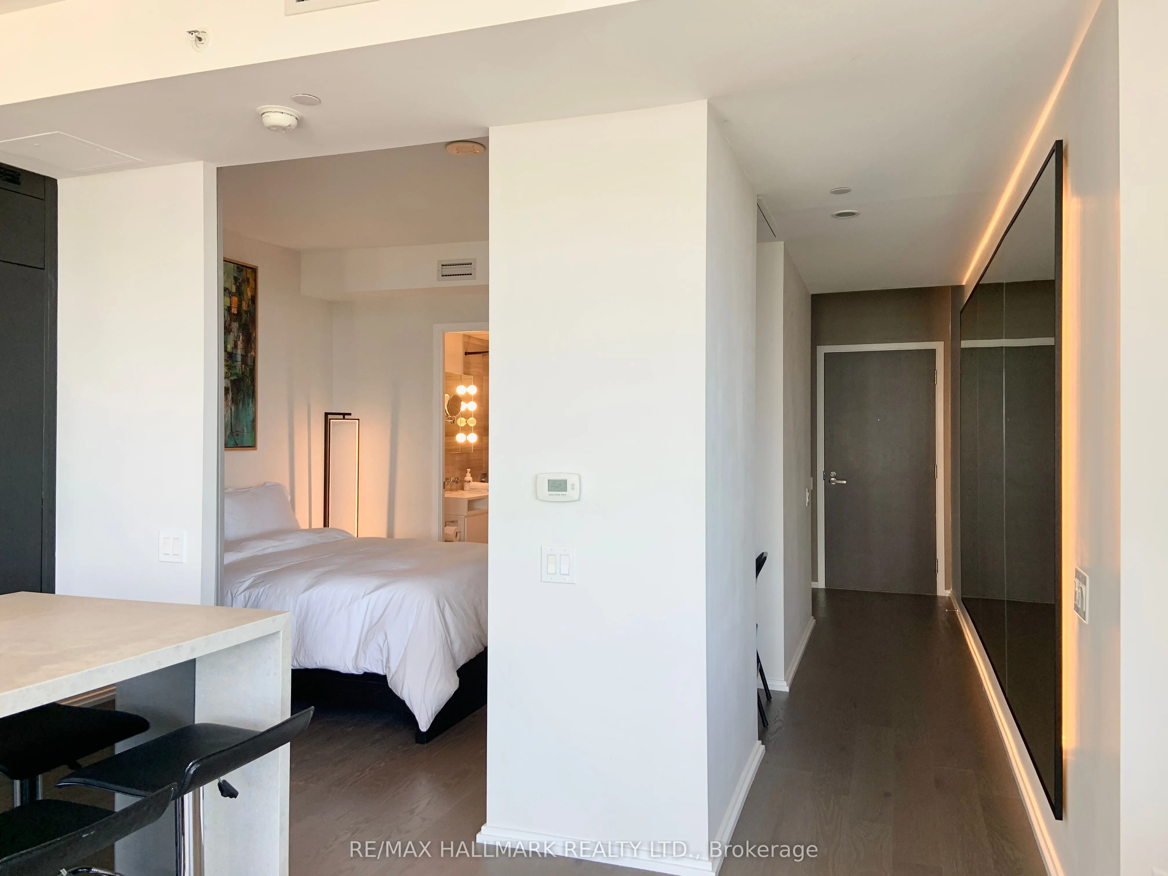 45 Charles Street E, #4915