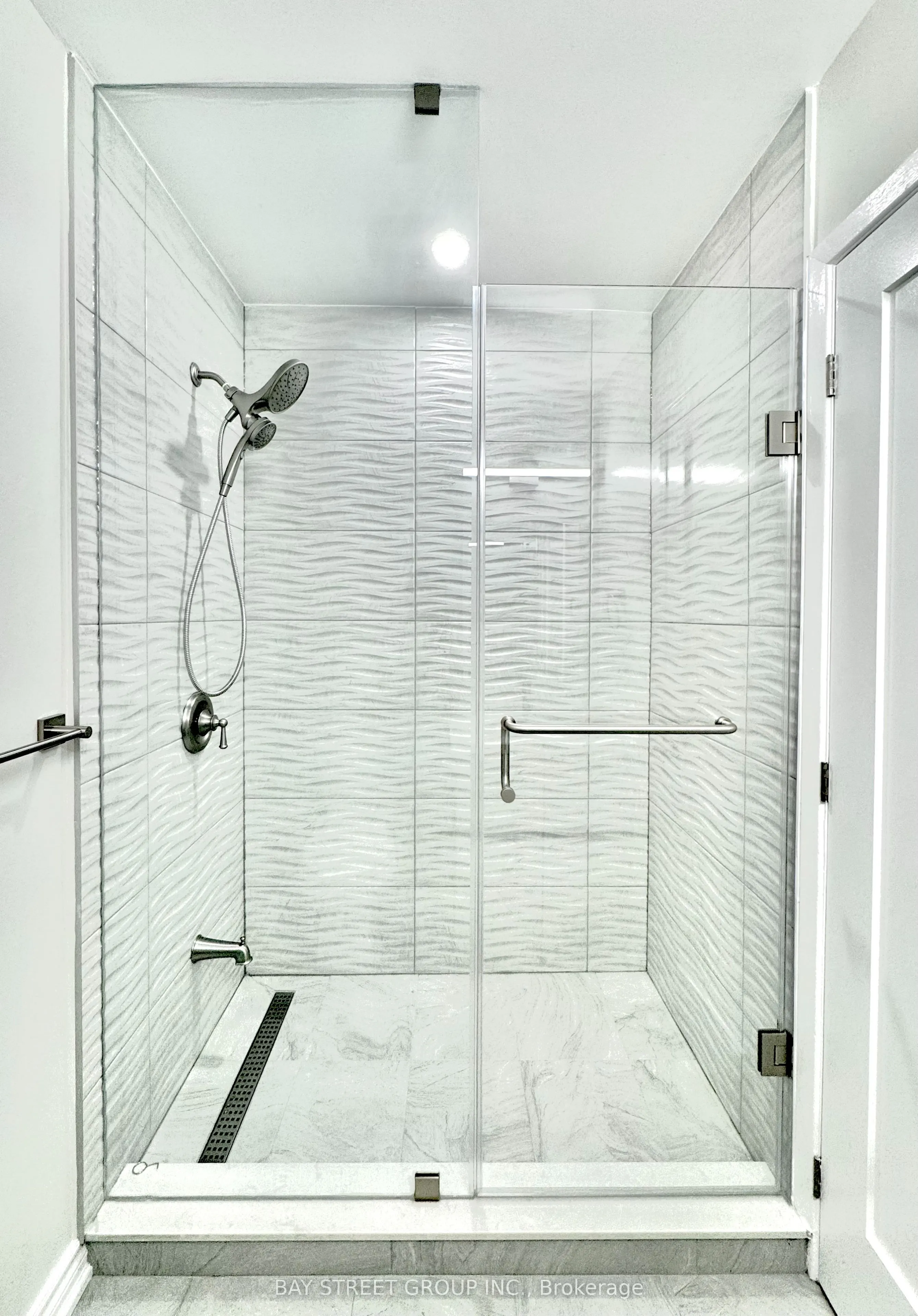 117 Pindar Crescent, #Lower unit