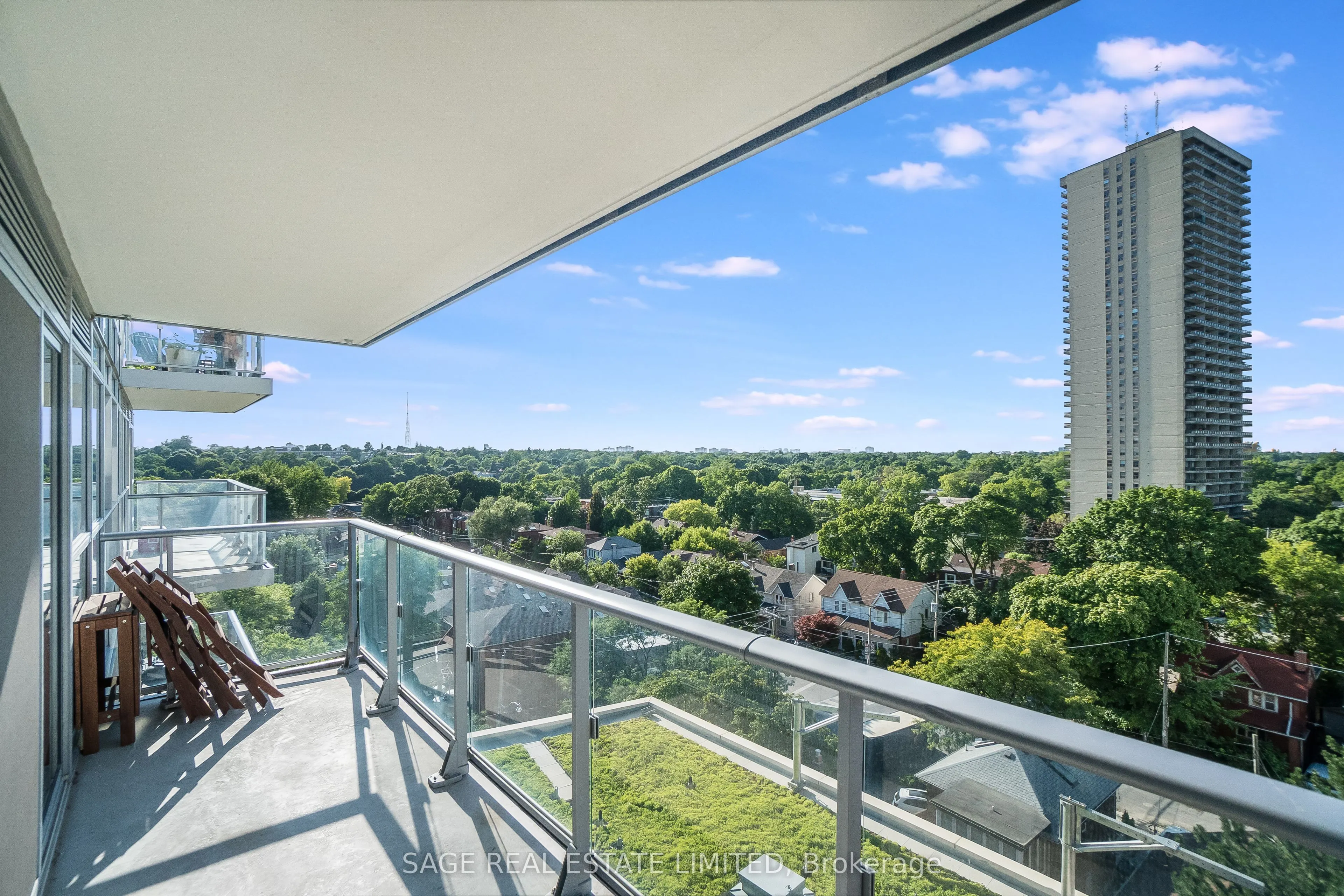 58 Orchard View Boulevard, #803