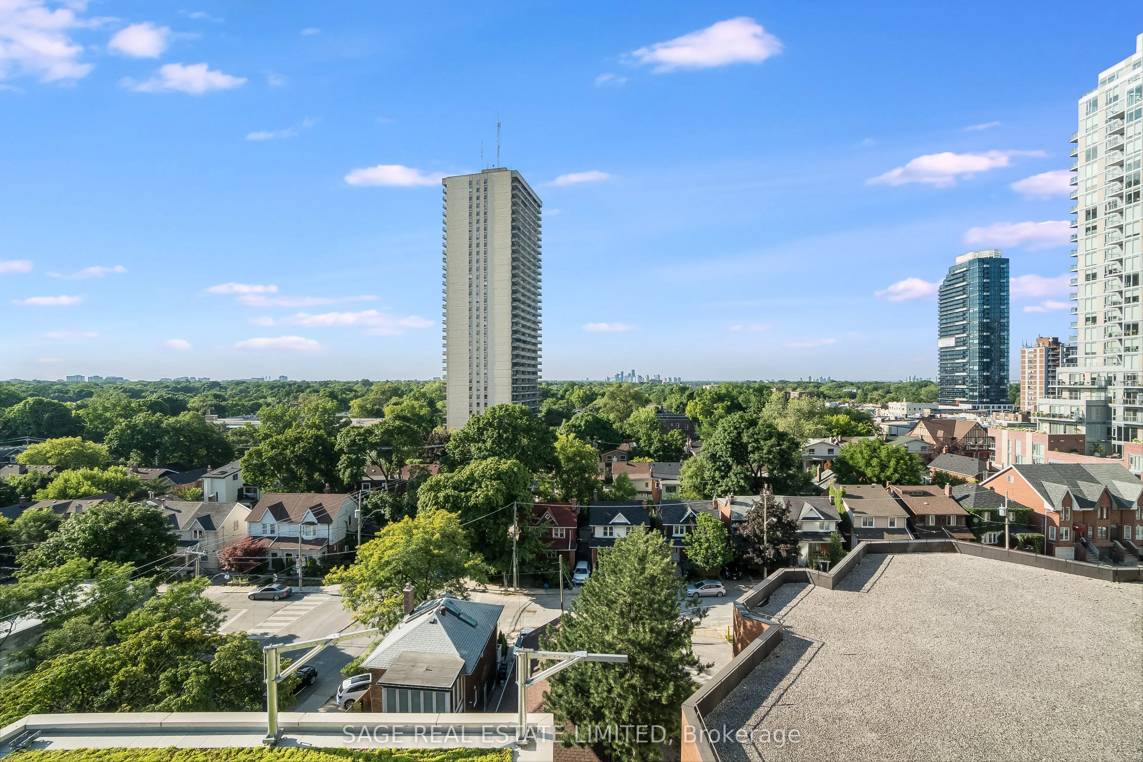 58 Orchard View Boulevard, #803