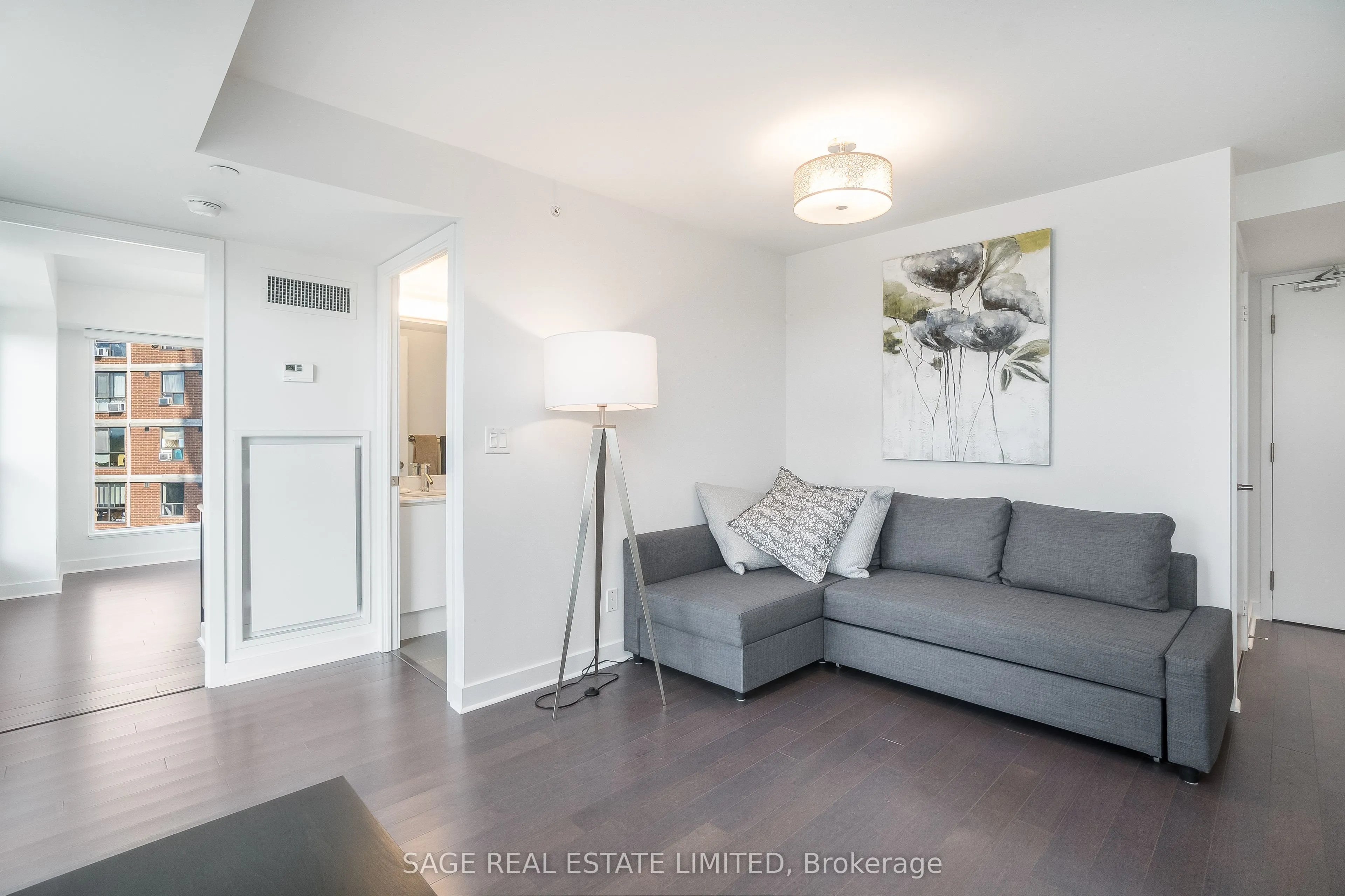 58 Orchard View Boulevard, #803