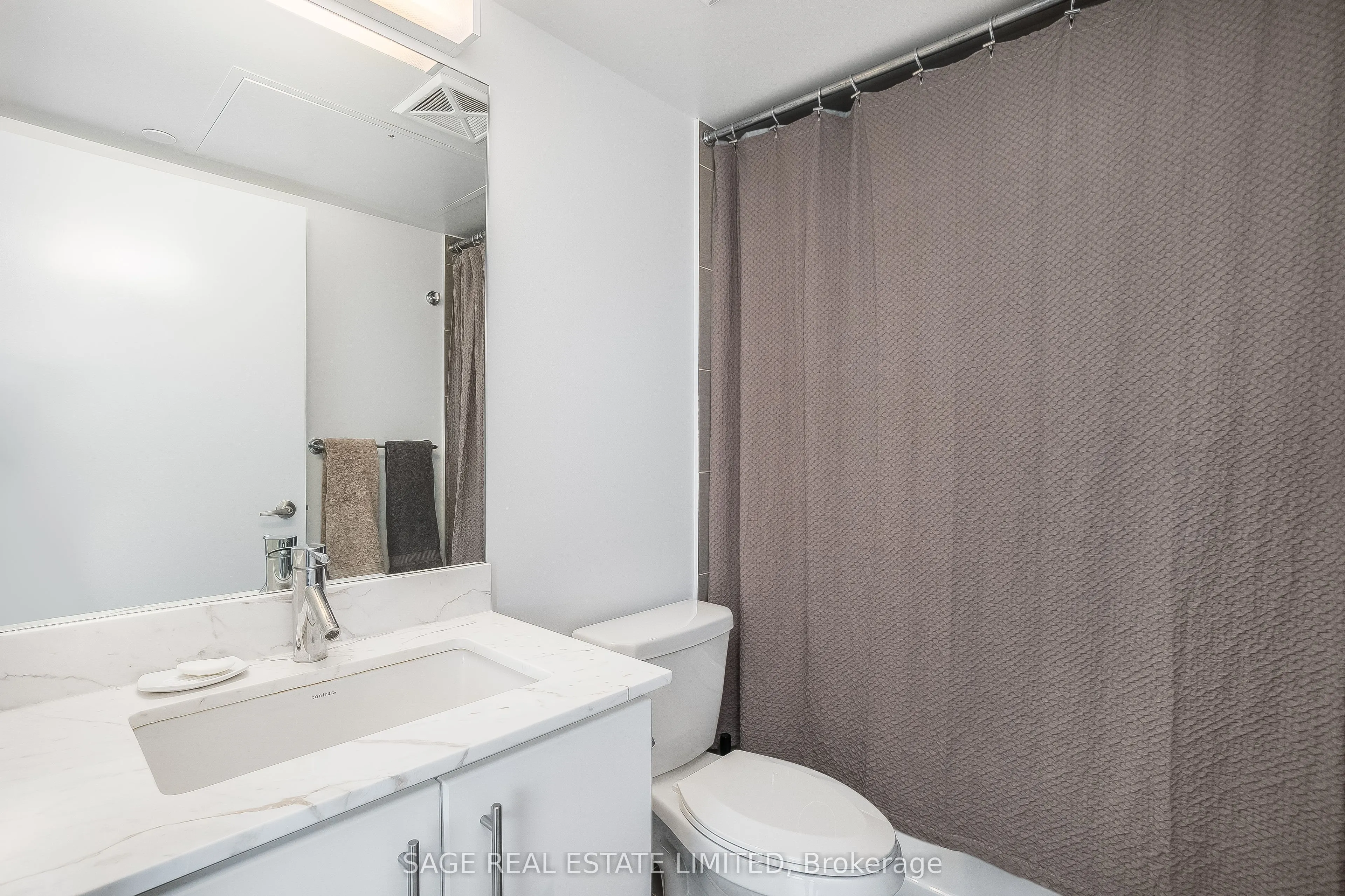 58 Orchard View Boulevard, #803