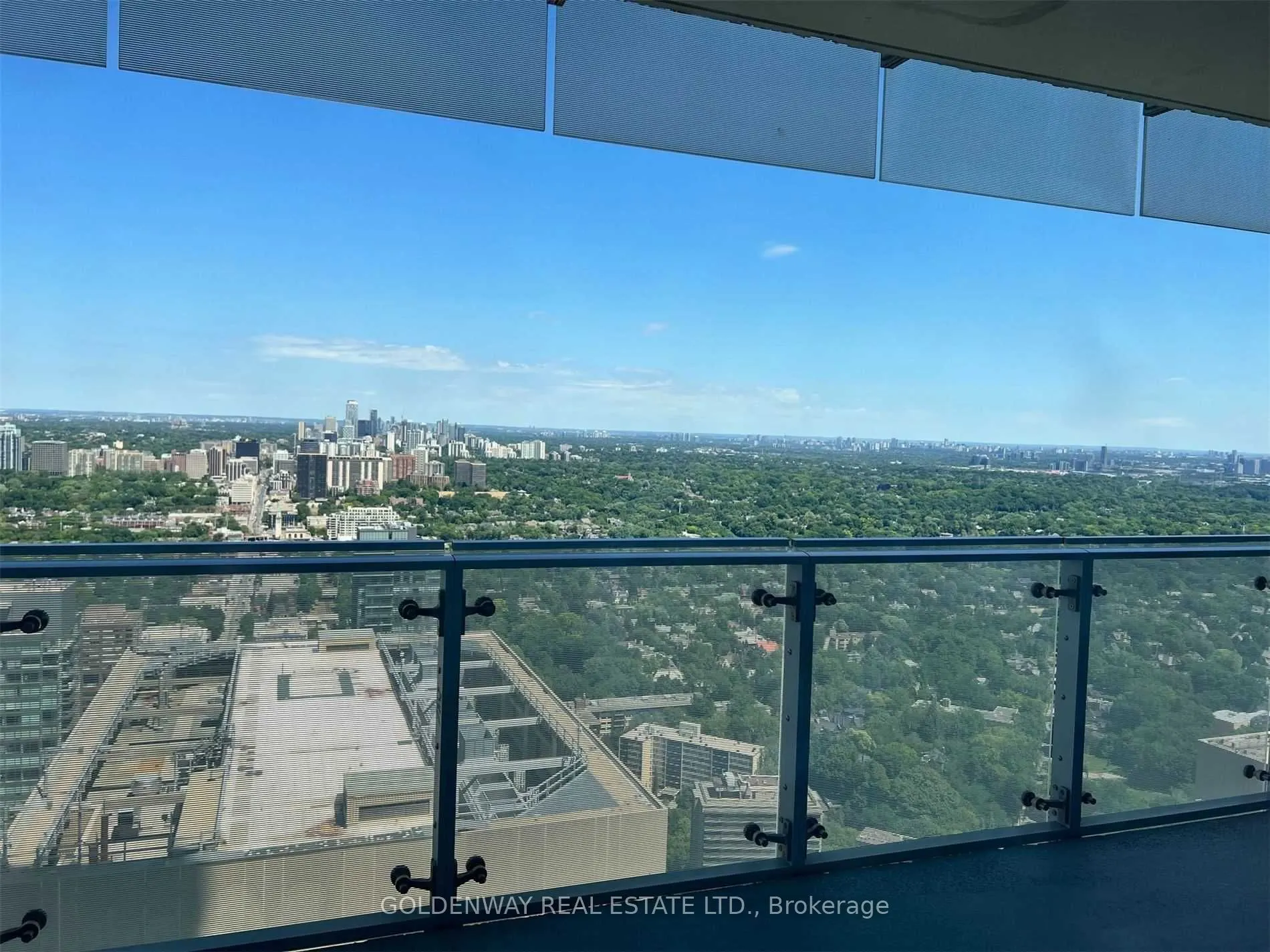 1 Bloor Street E, #4809