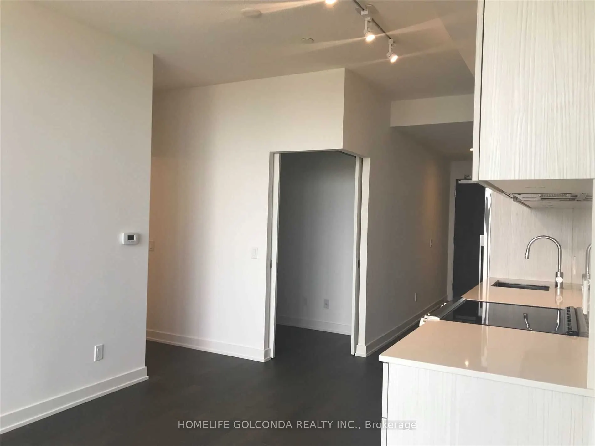 25 Richmond Street, #2504