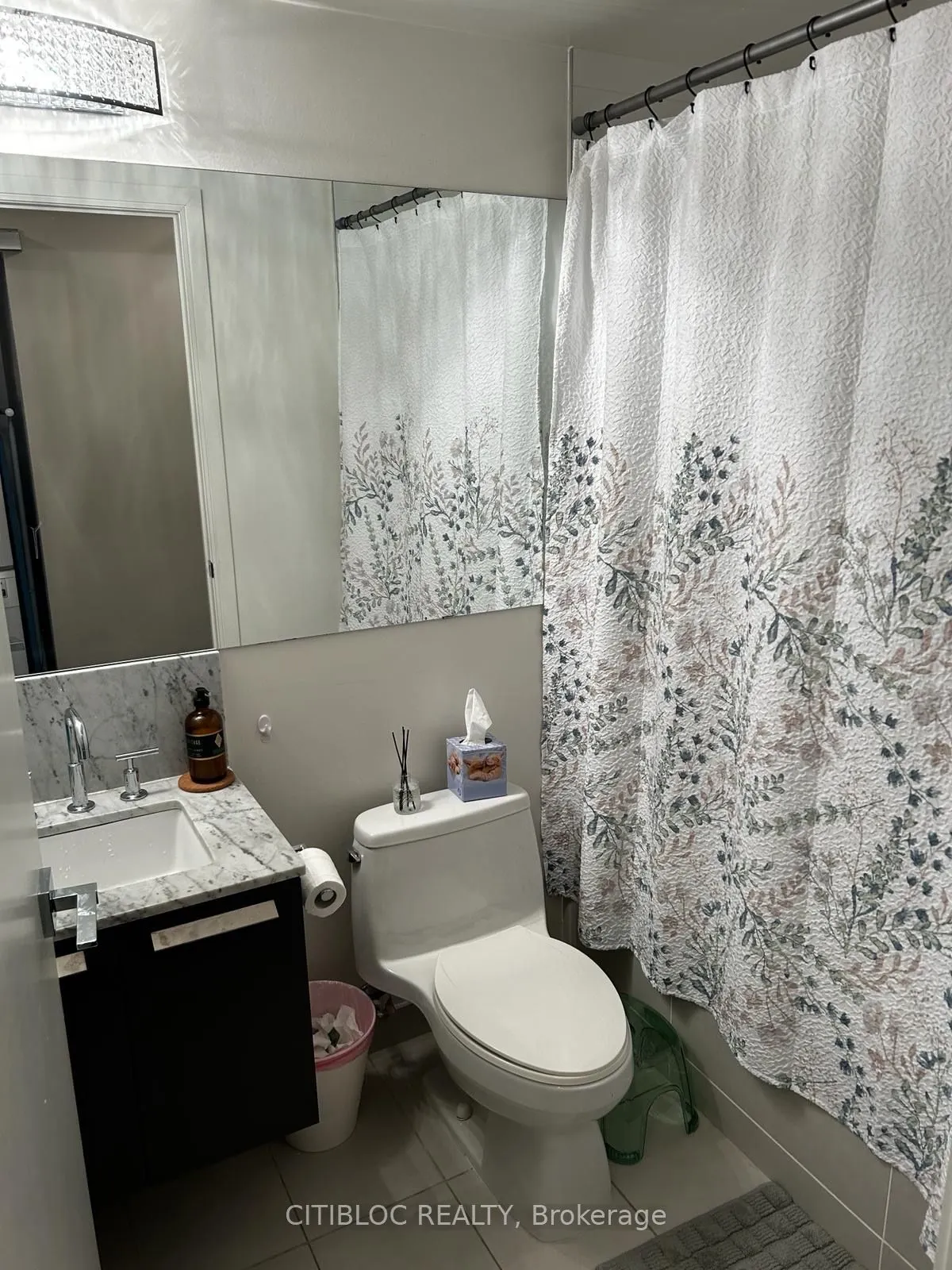 42 Charles Street E, #1607