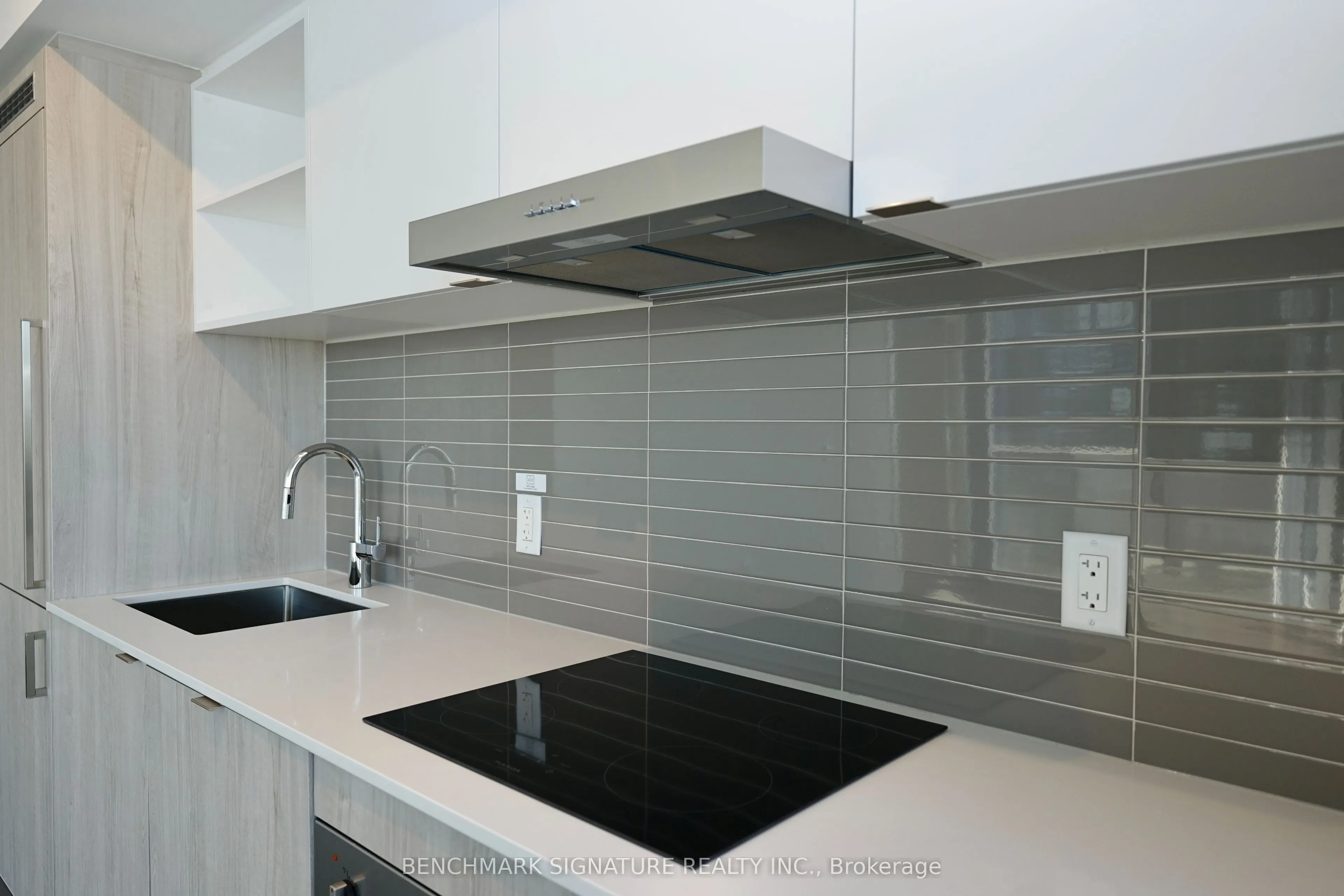138 Downes Street, #1707