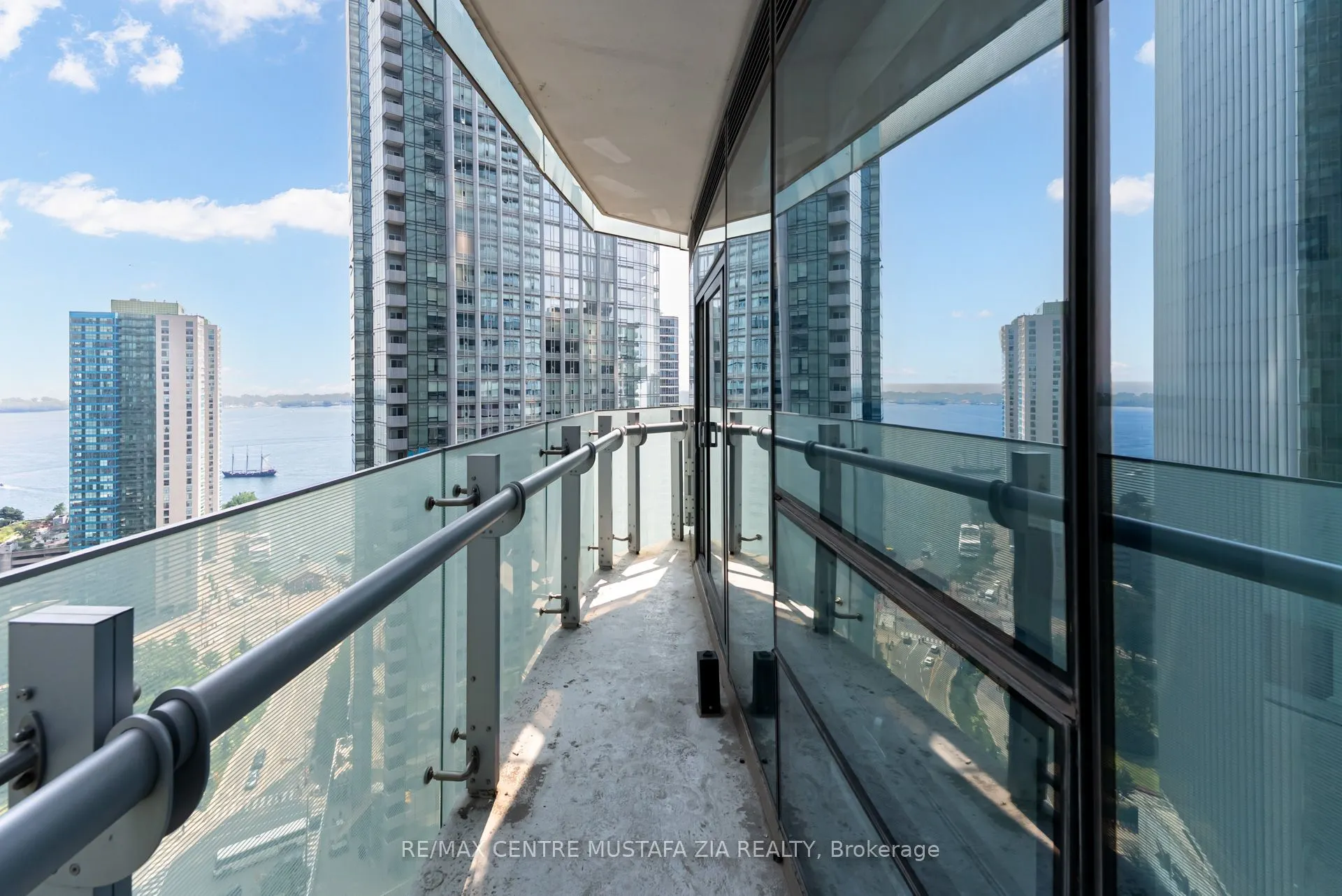 14 York Street, #2402