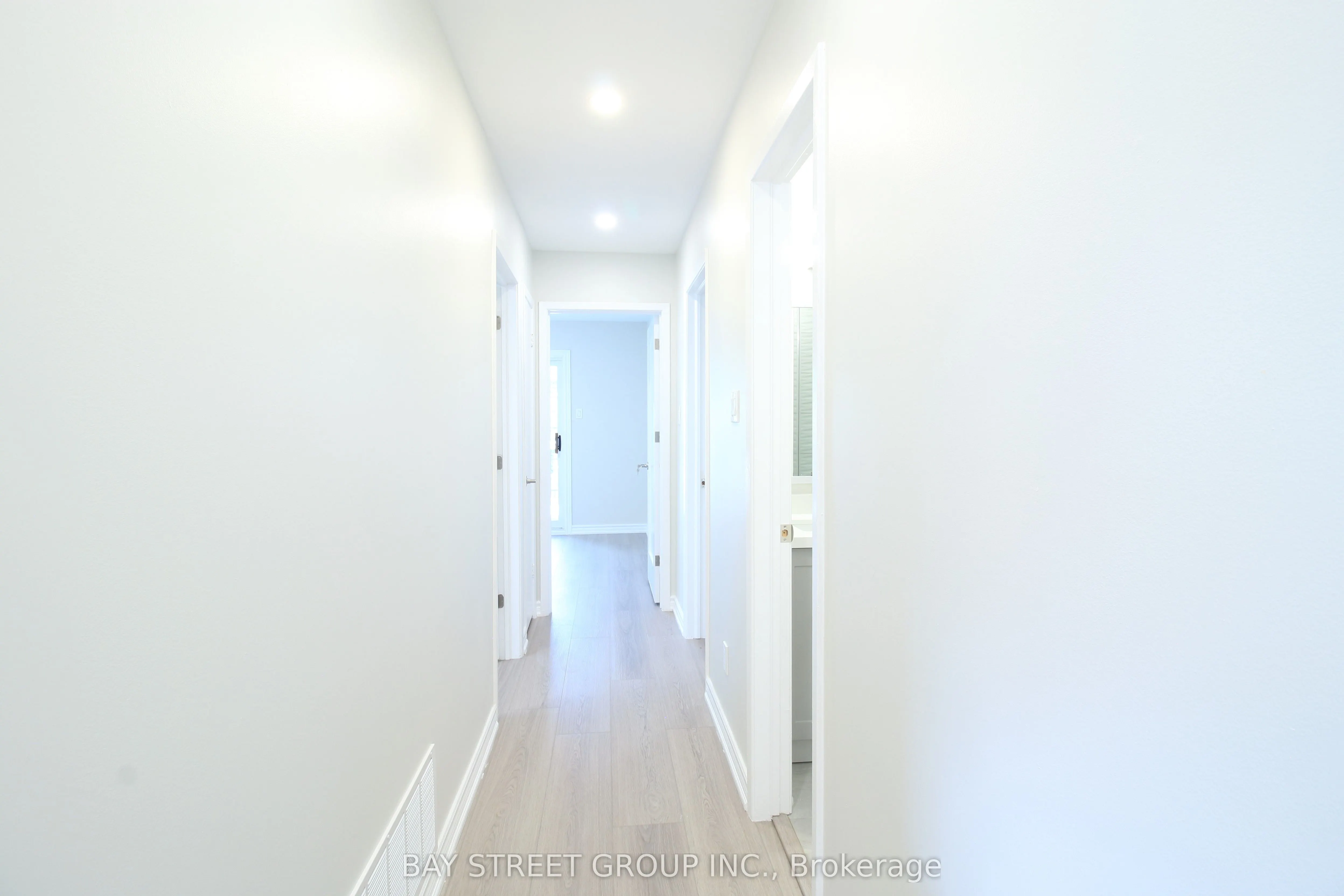117 Pindar Crescent, #Main Floor