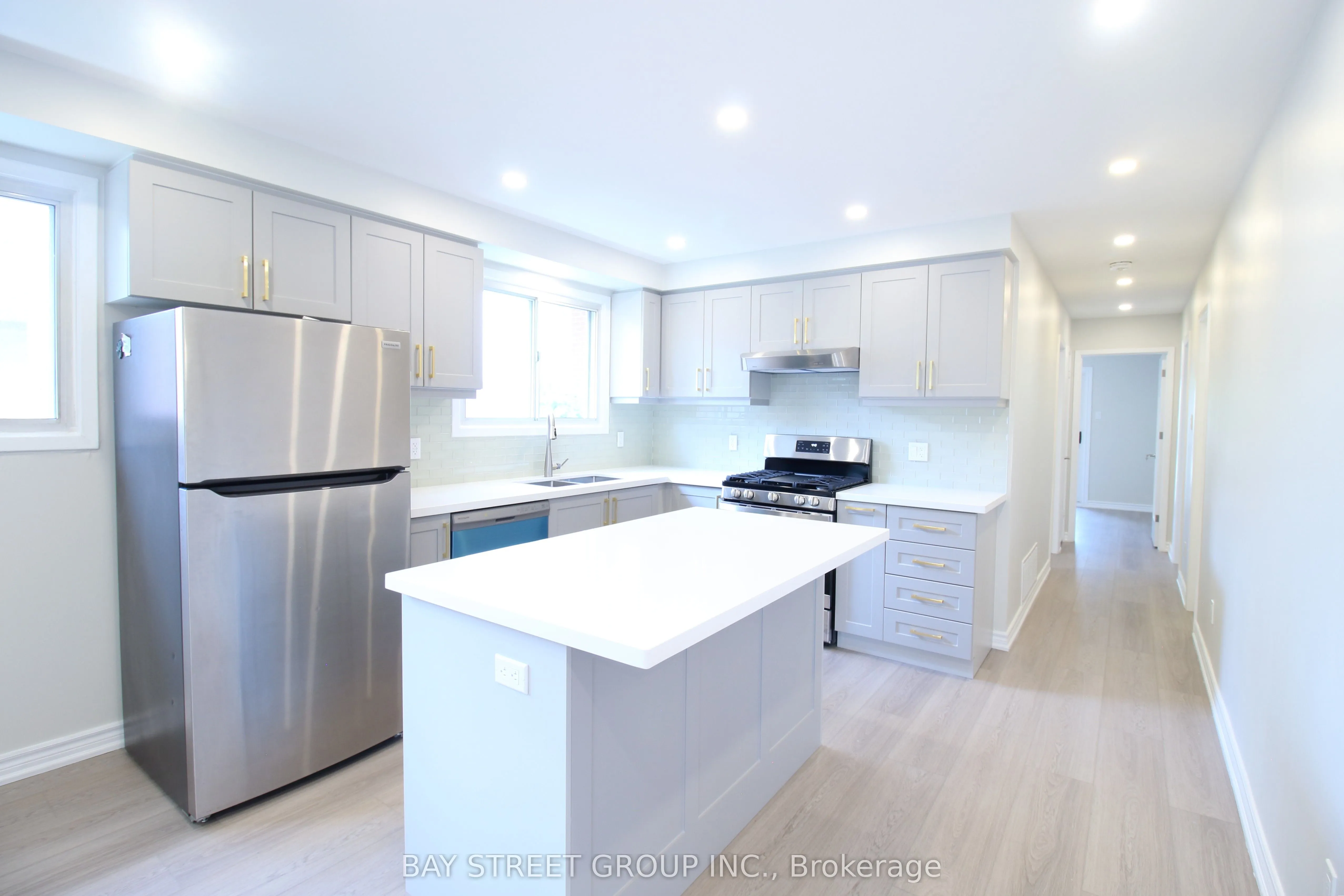 117 Pindar Crescent, #Main Floor