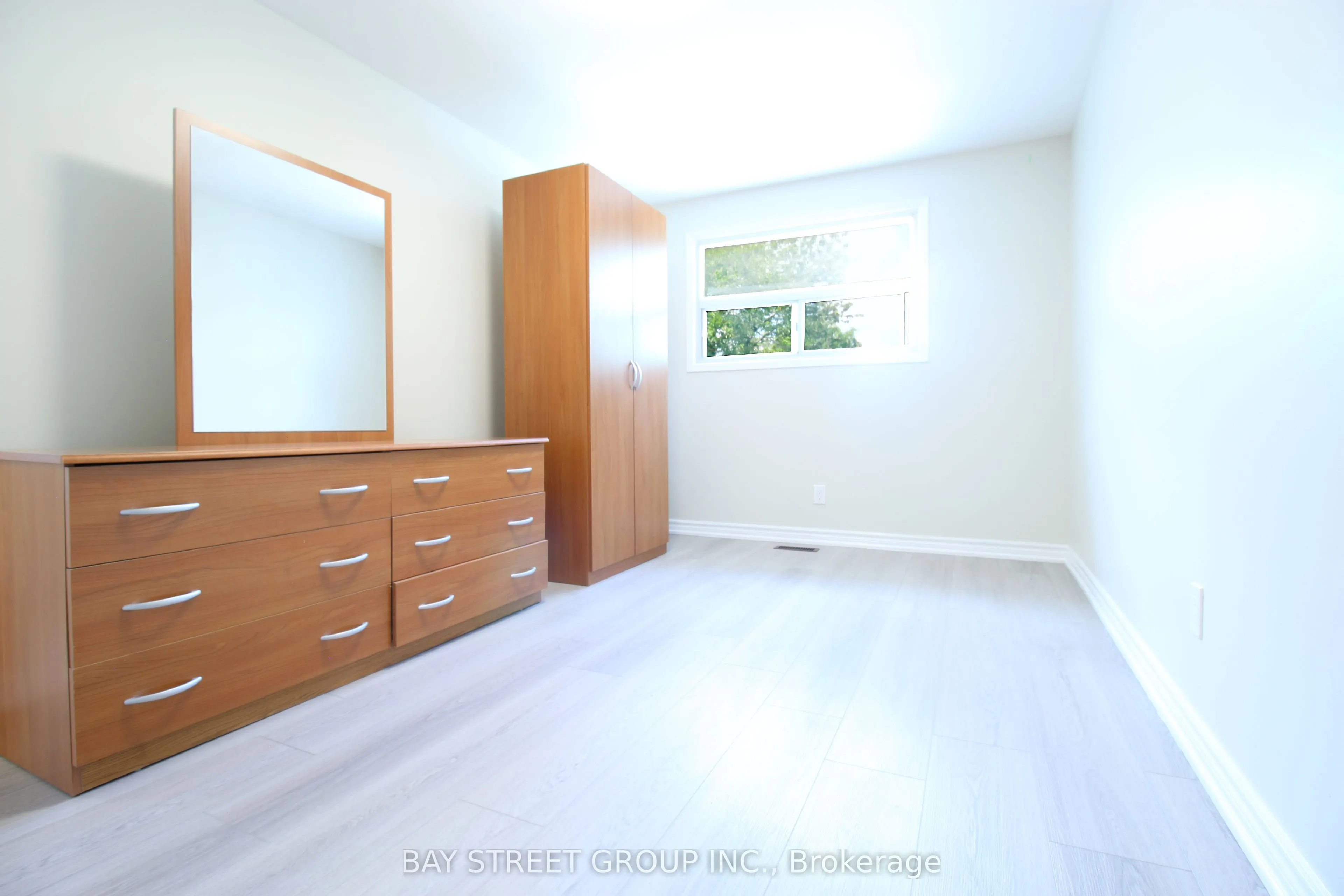 117 Pindar Crescent, #Main Floor