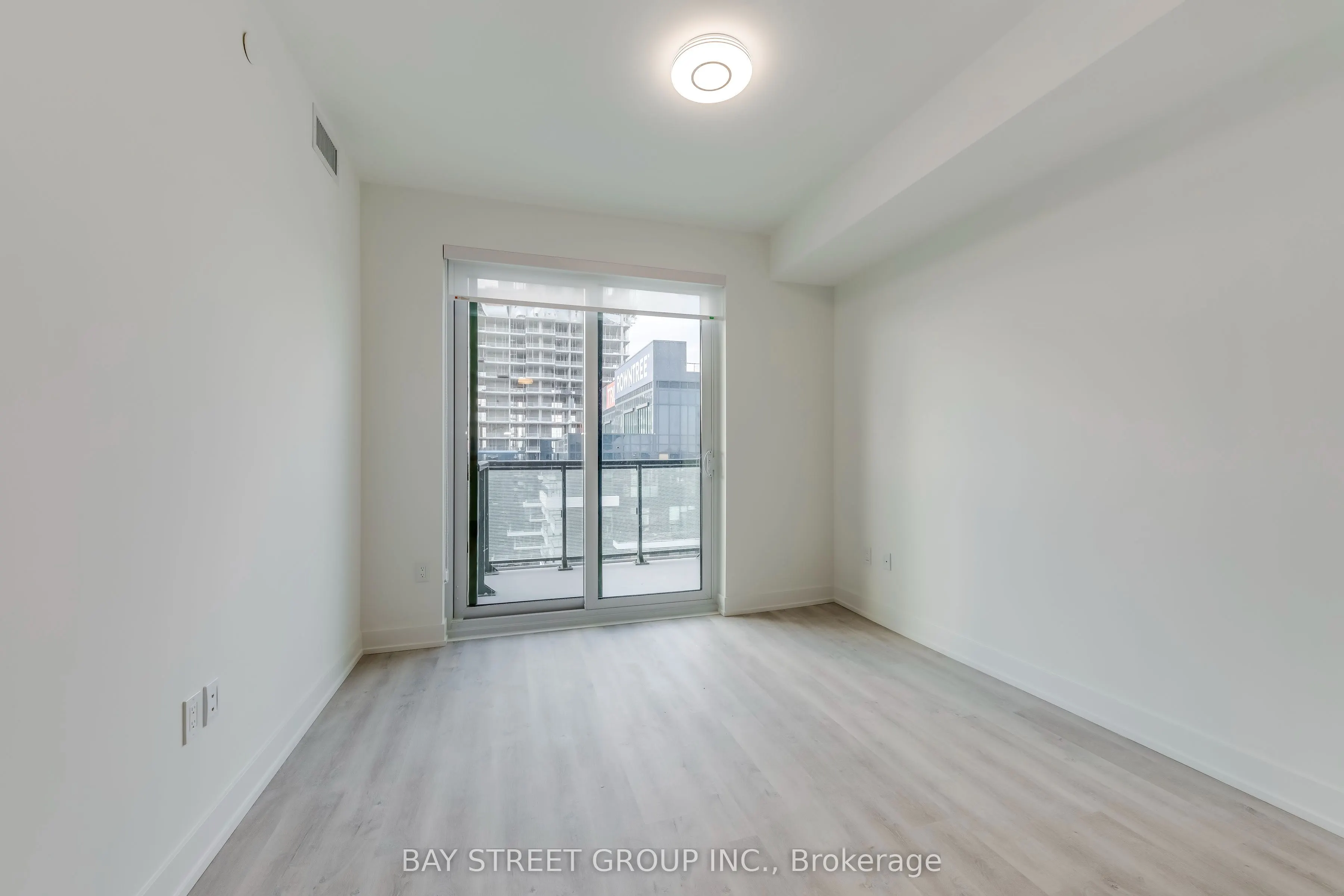 30 Inn On The Park Drive, #3001