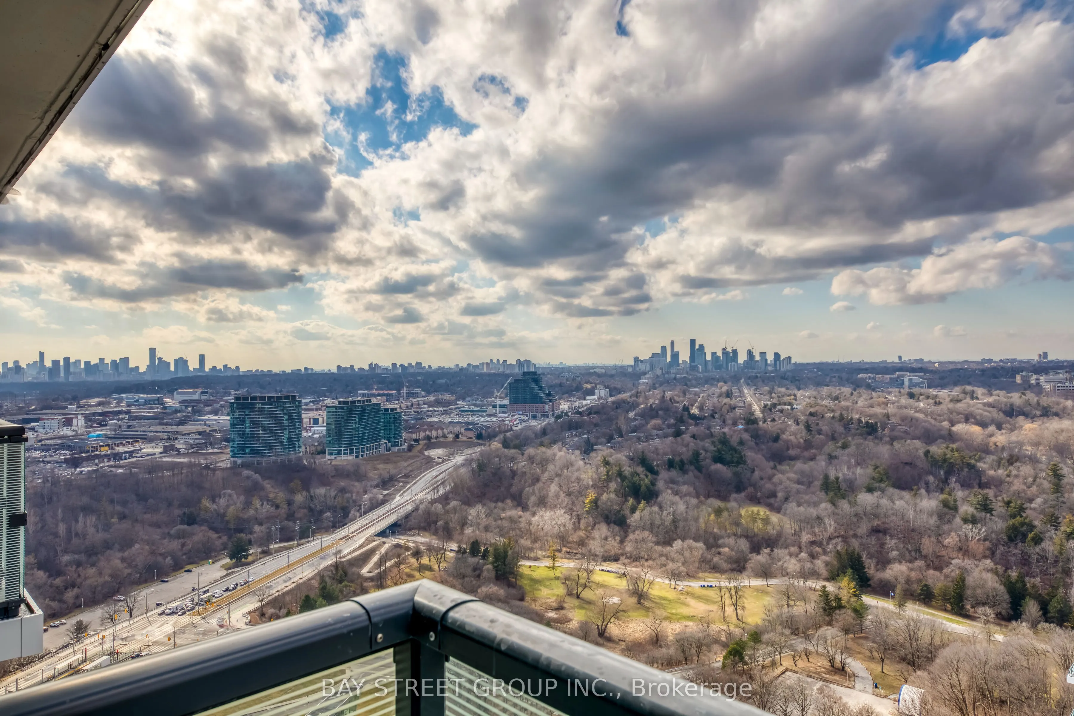 30 Inn On The Park Drive, #3001
