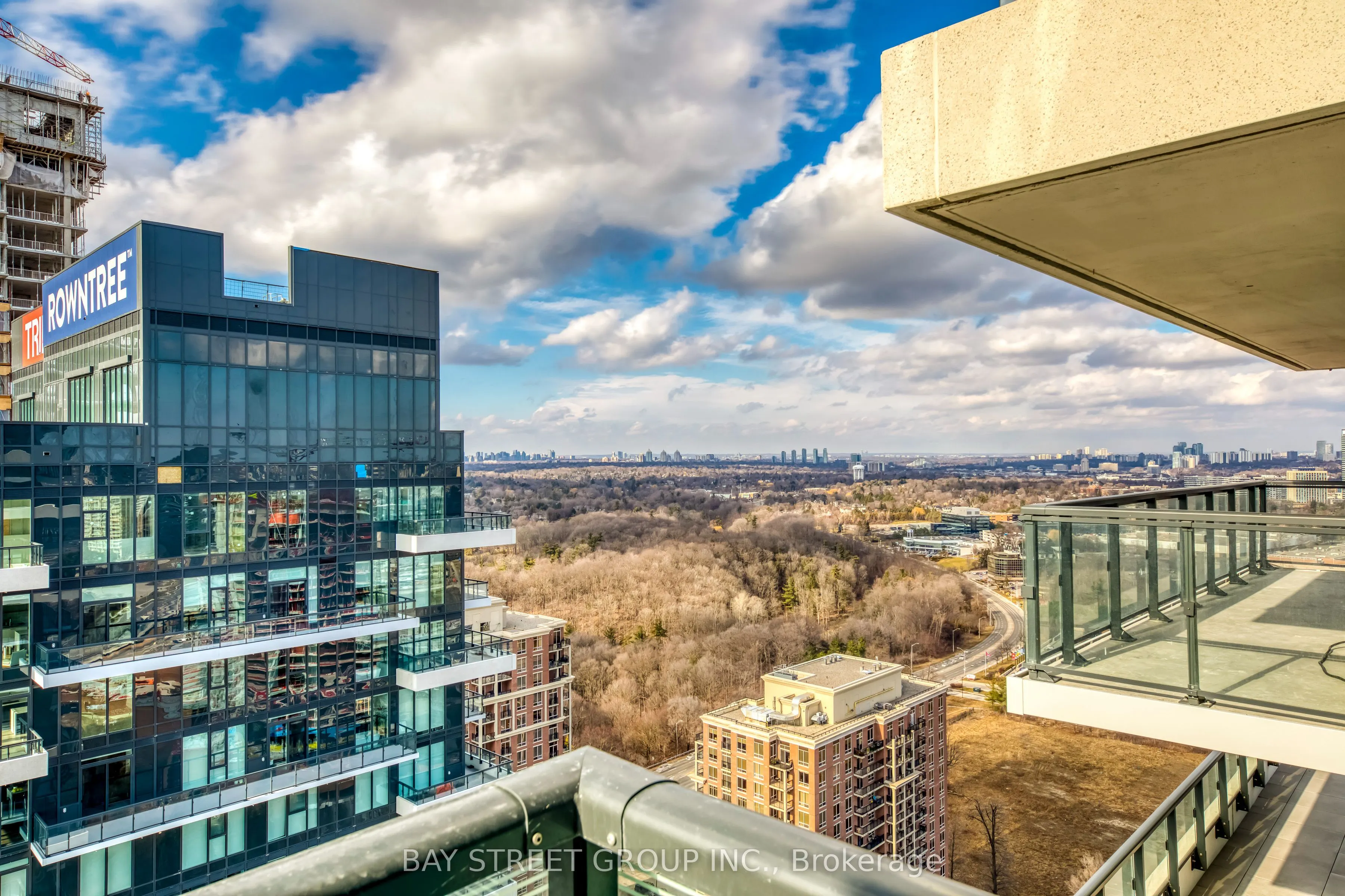 30 Inn On The Park Drive, #3001