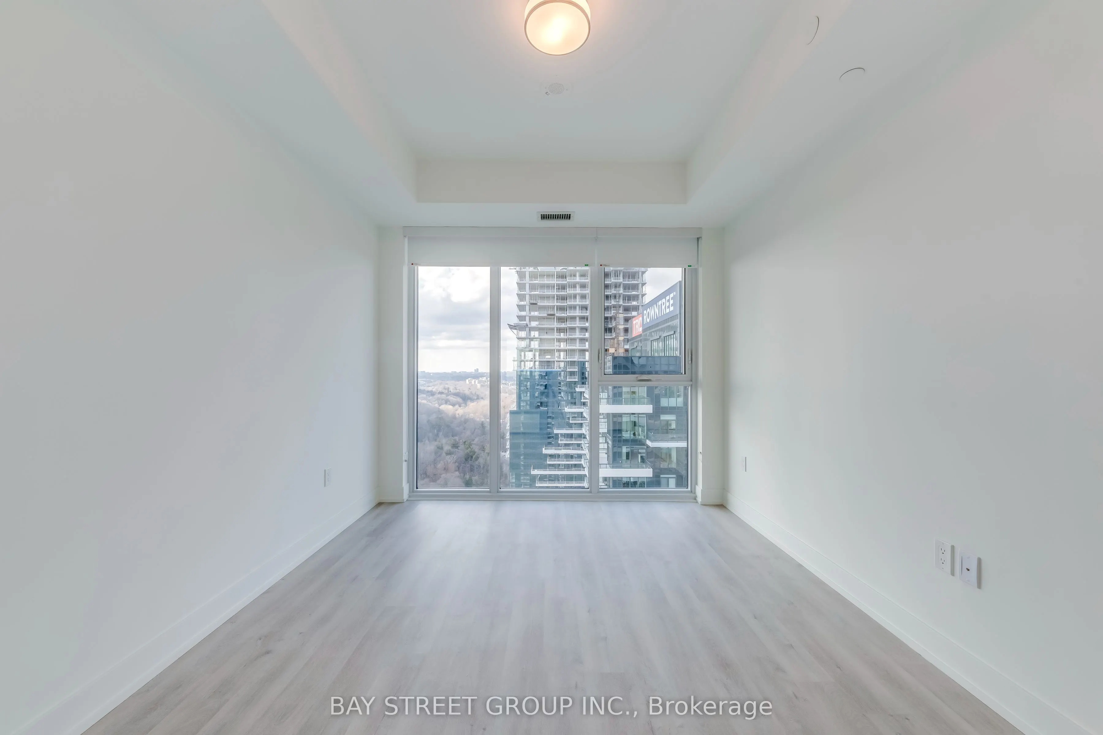 30 Inn On The Park Drive, #3001