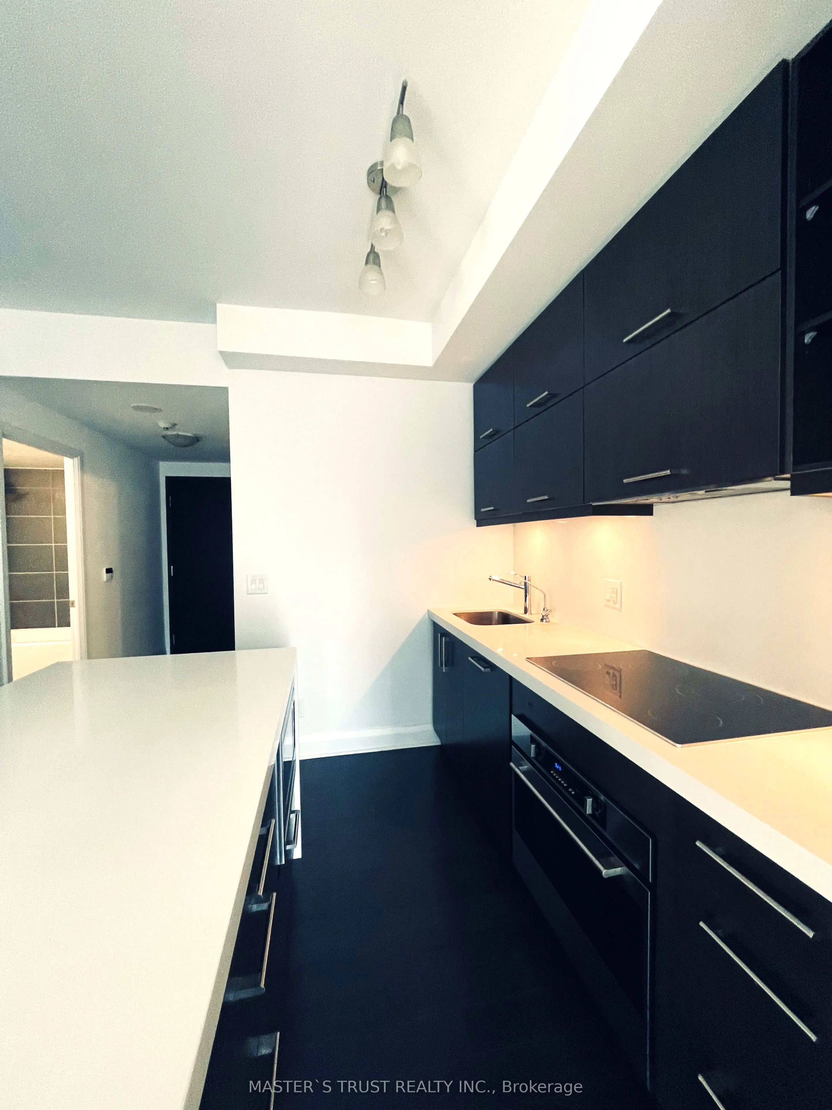 1080 Bay Street, #1109