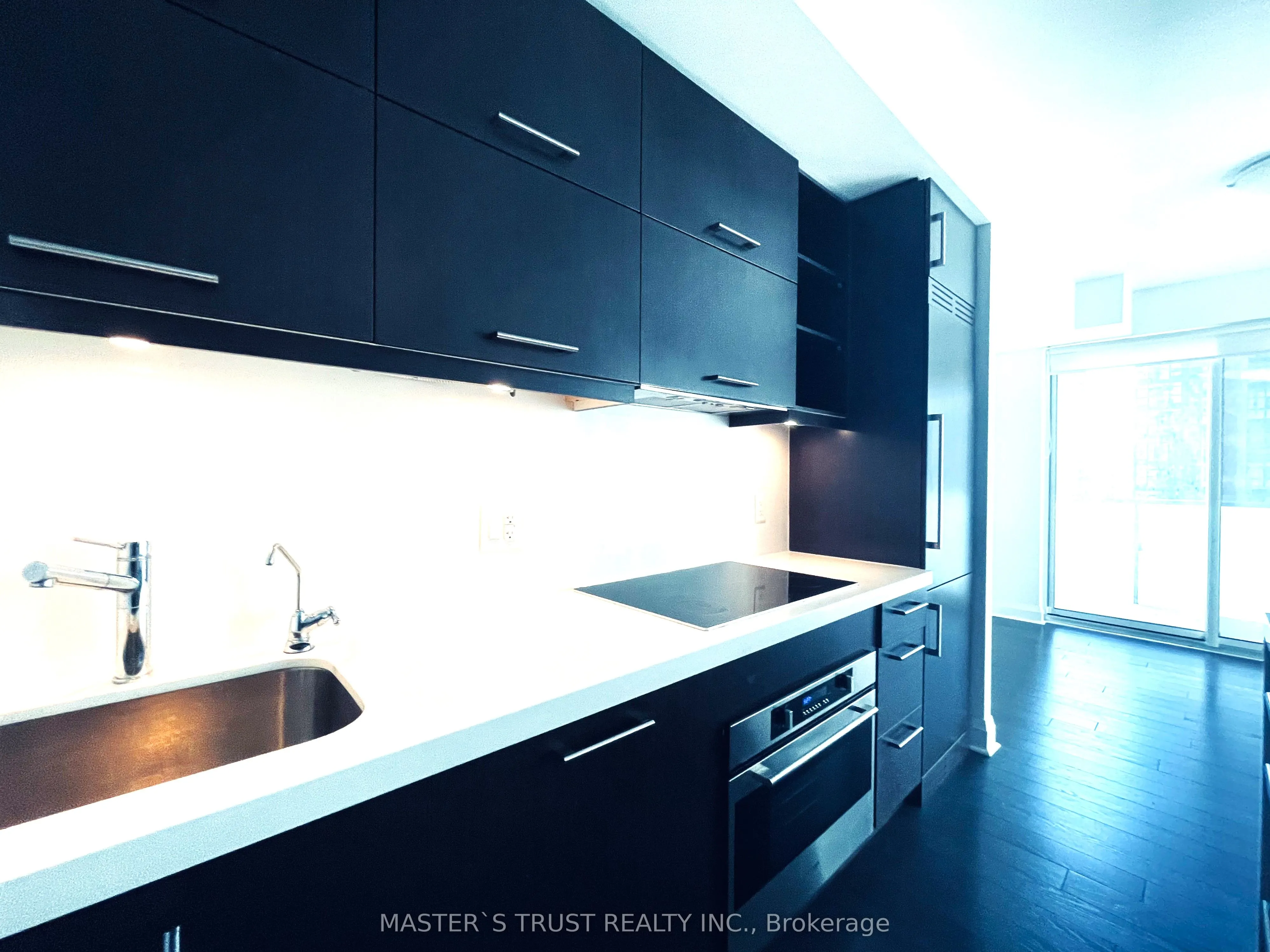 1080 Bay Street, #1109
