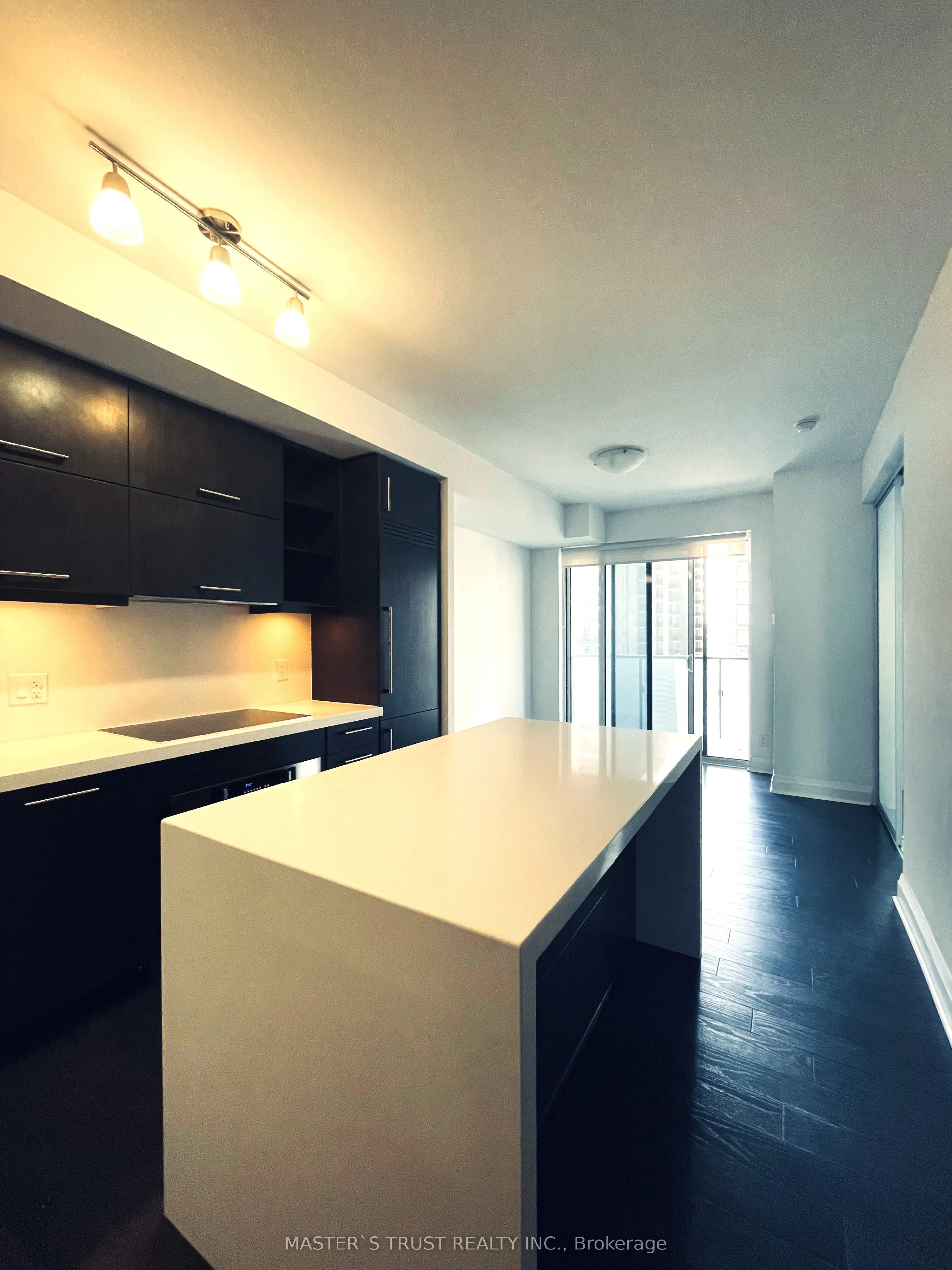 1080 Bay Street, #1109