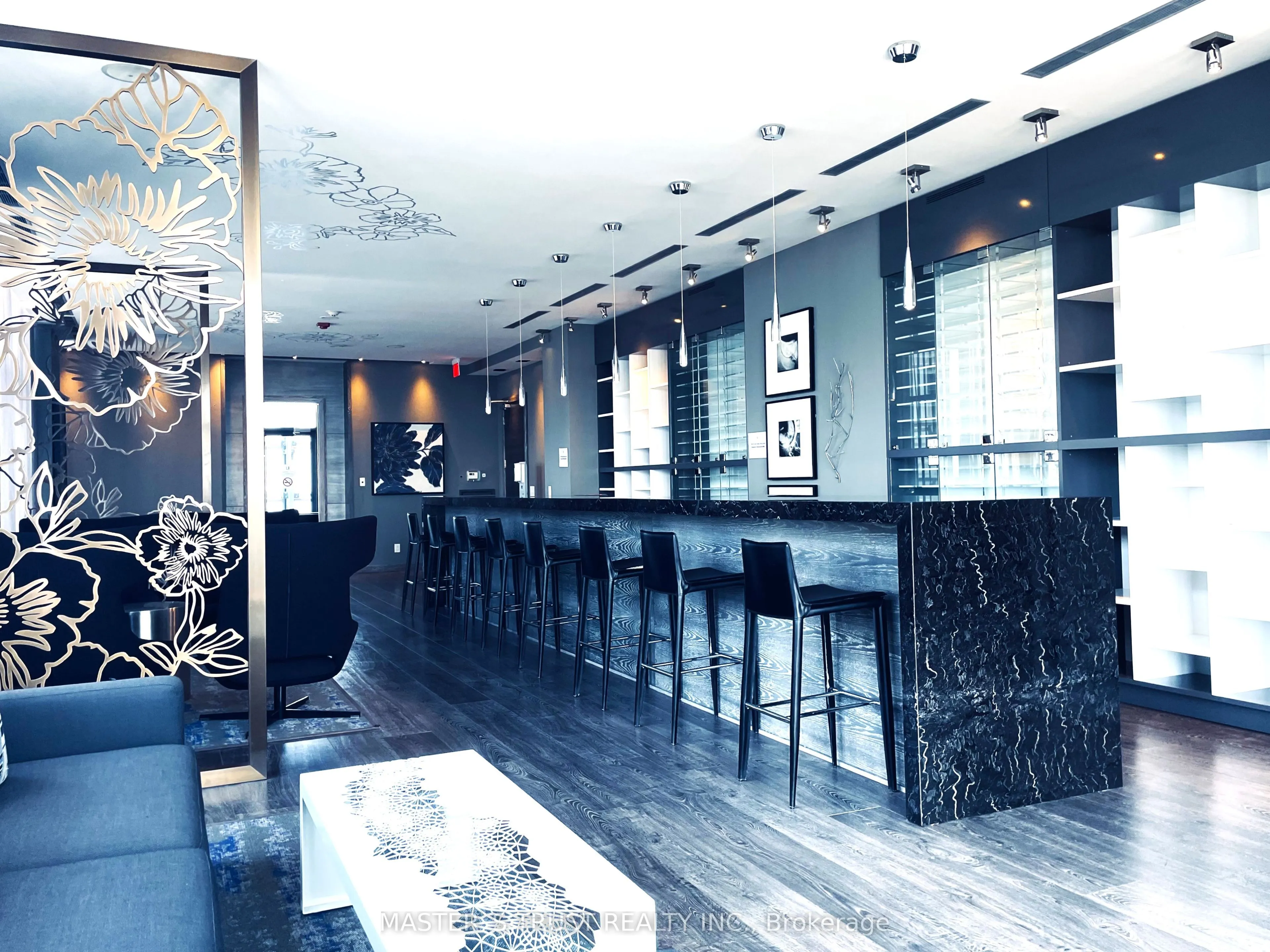 1080 Bay Street, #1109