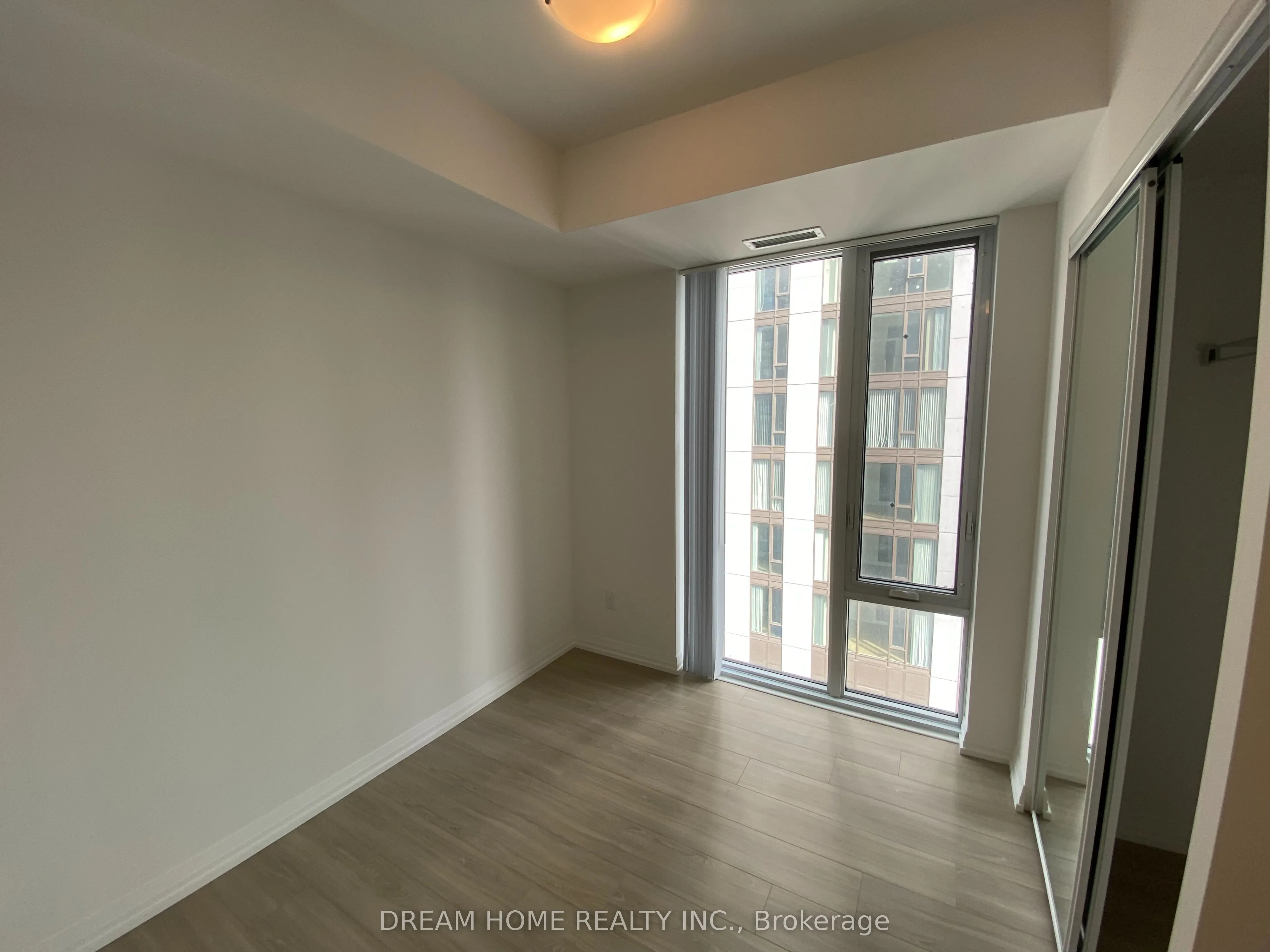 8 Widmer Street, #3105