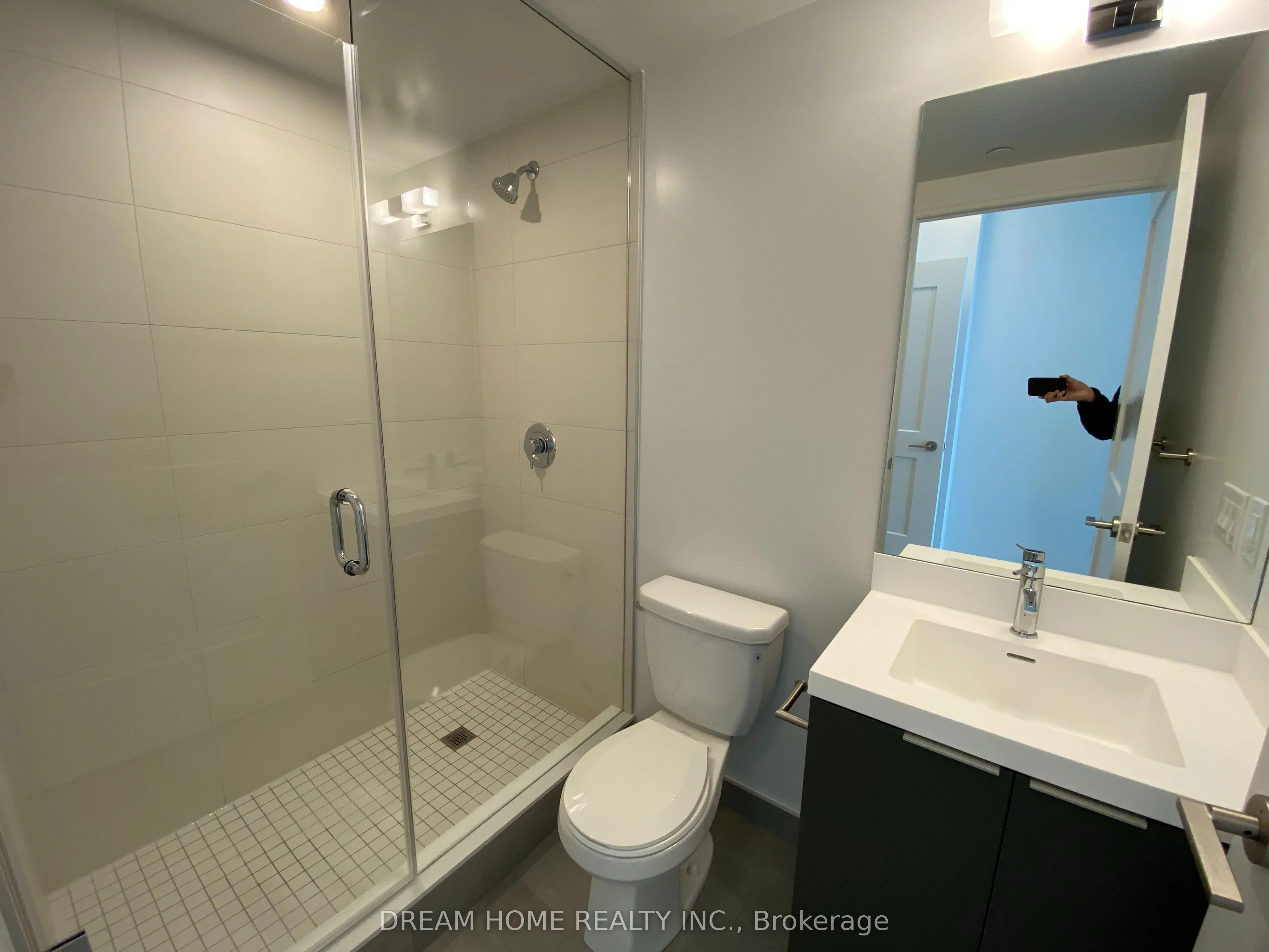 8 Widmer Street, #3105