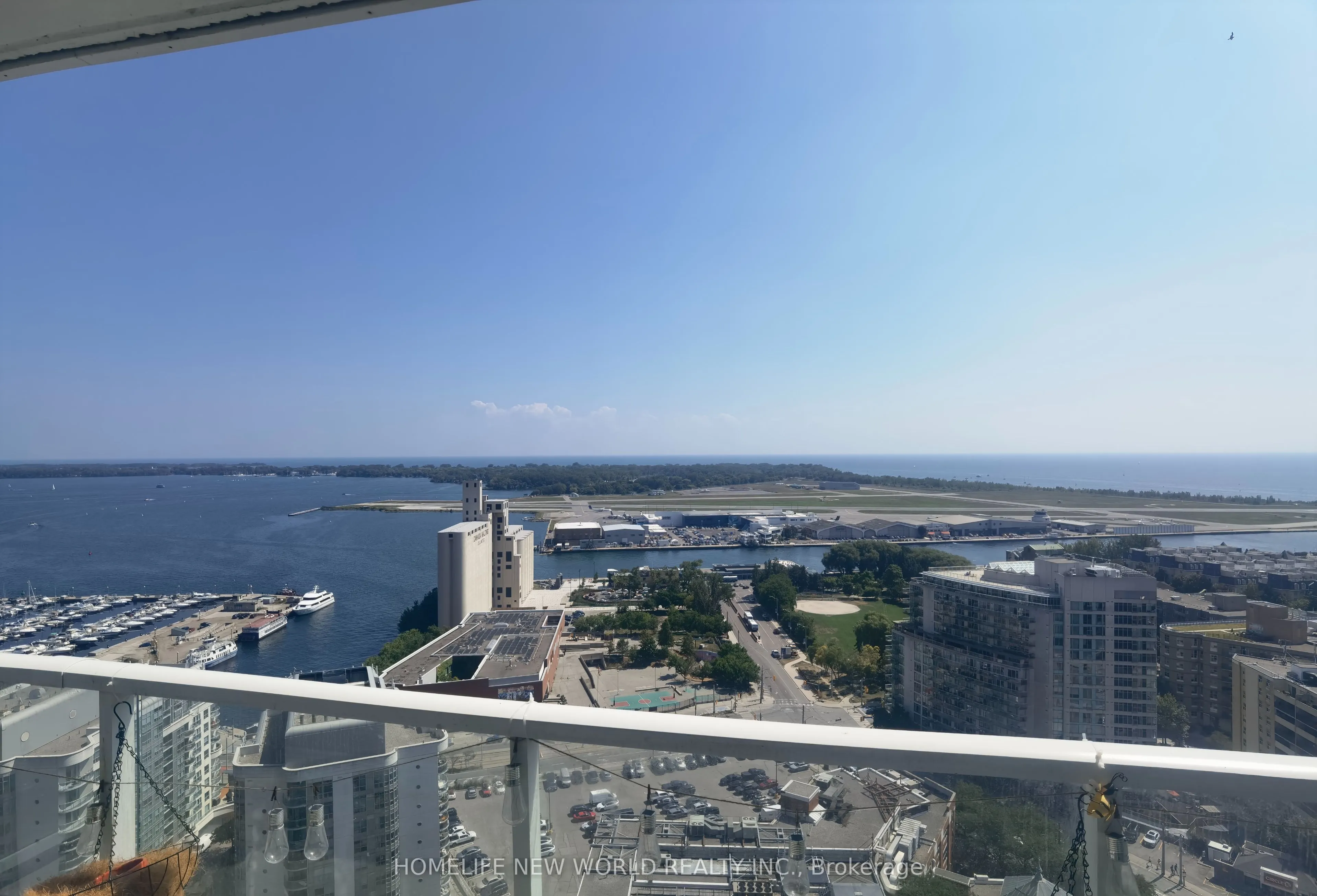 17 Bathurst Street, #3002